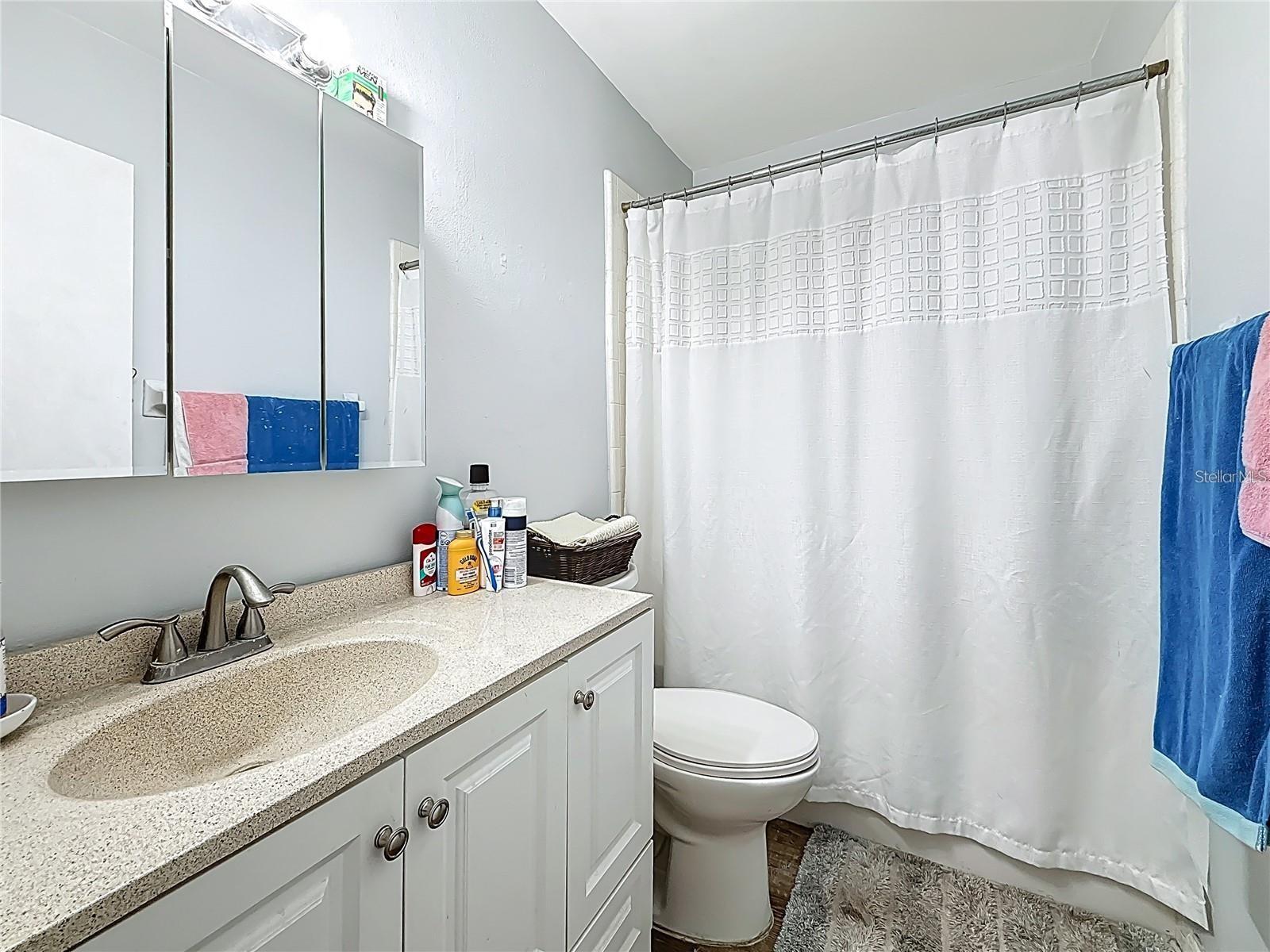 SHANGRI-LA APT PARK - Residential Lease