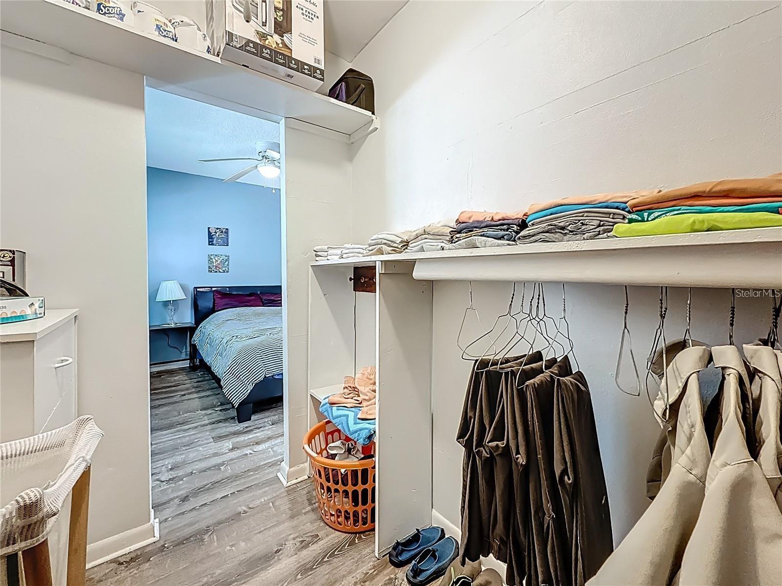 SHANGRI-LA APT PARK - Residential Lease
