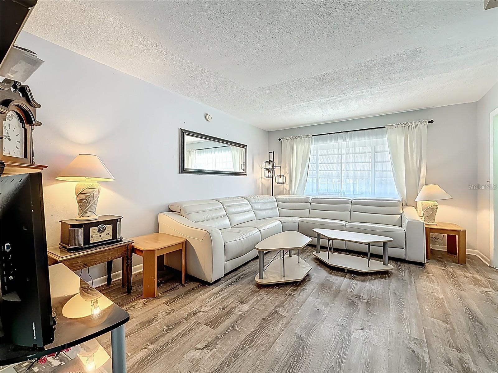 SHANGRI-LA APT PARK - Residential Lease