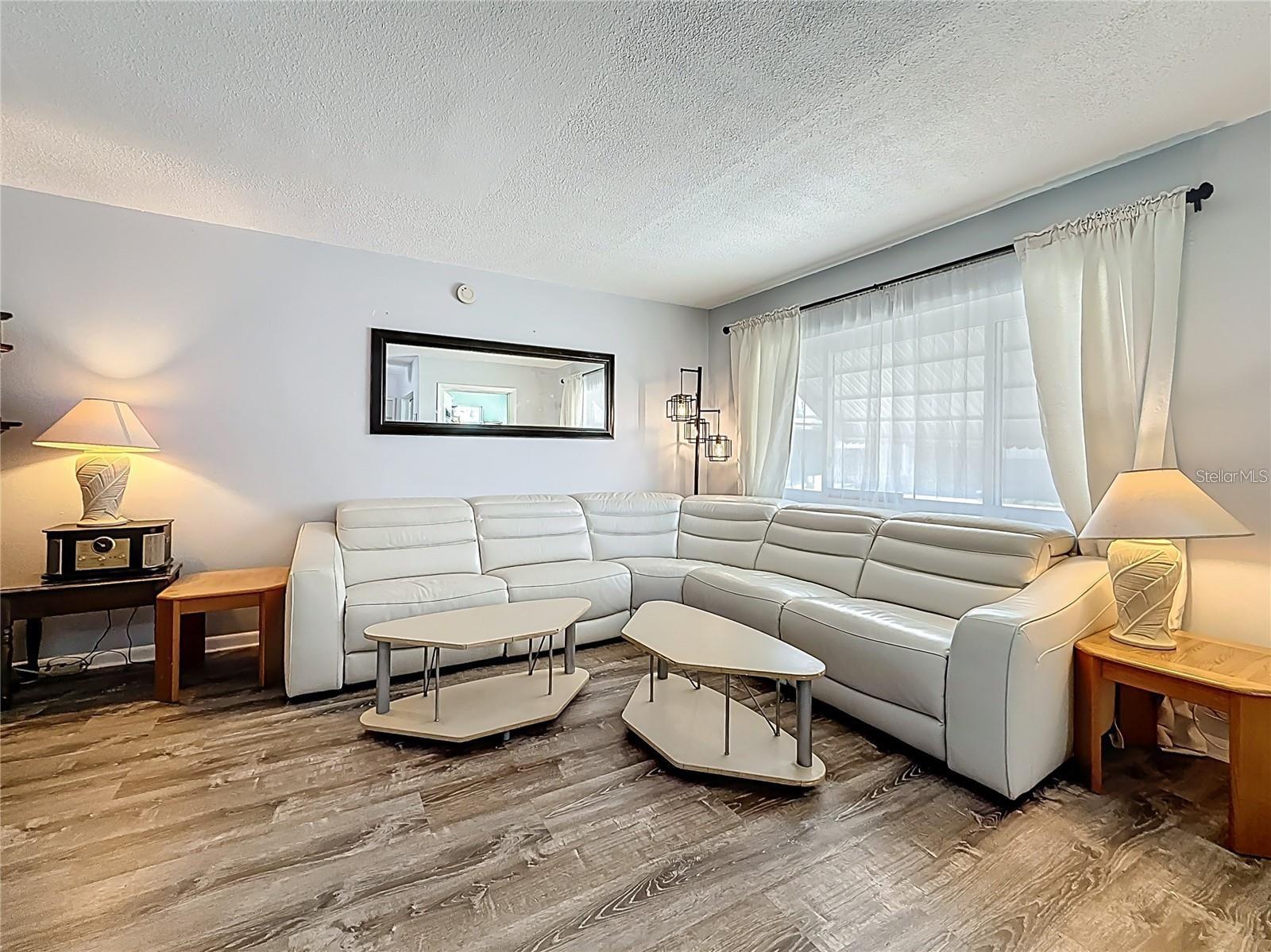 SHANGRI-LA APT PARK - Residential Lease