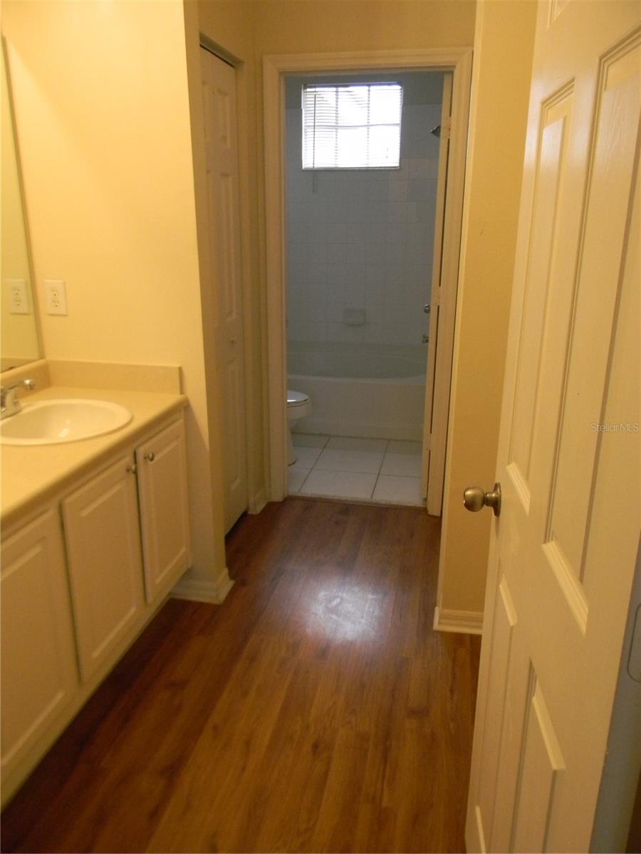 8334 - LAS PALMAS OF SARASOTA - Residential