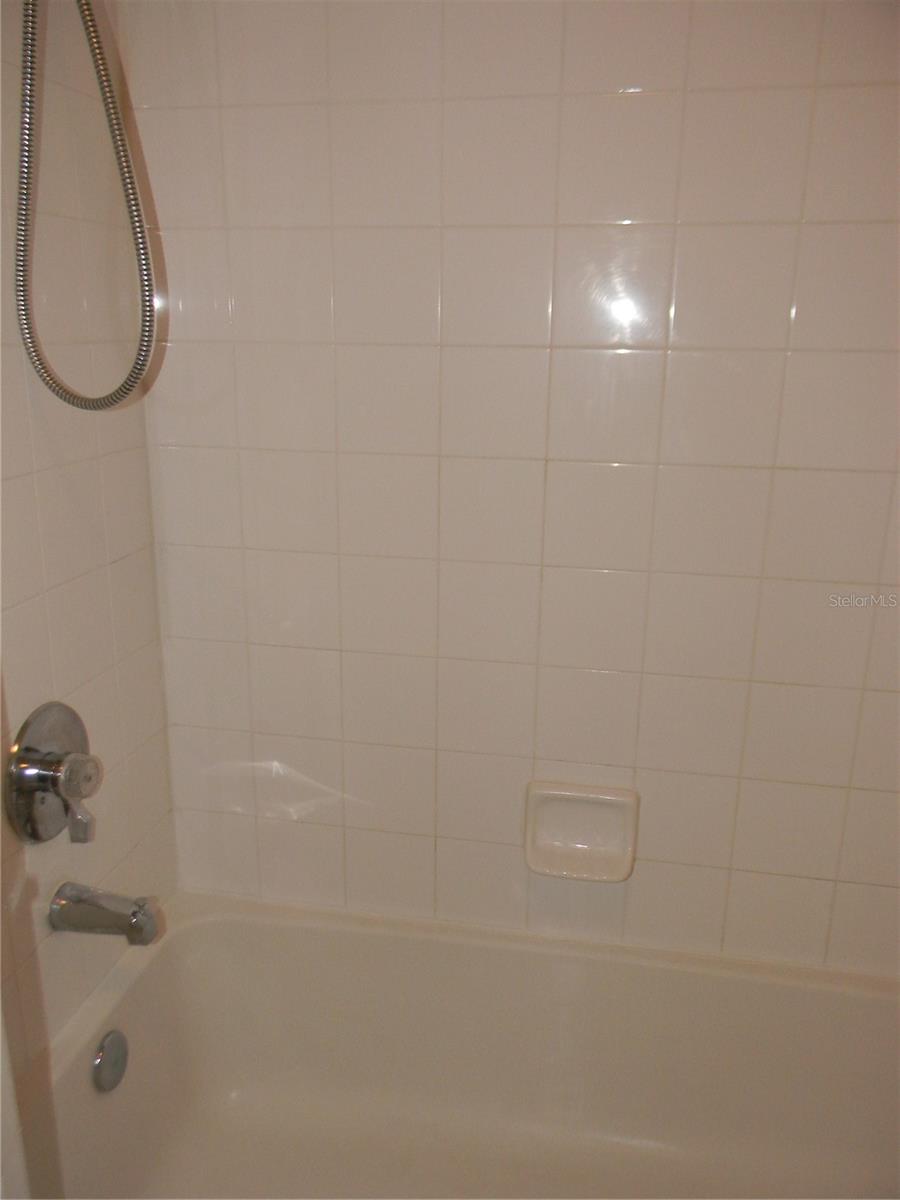 8334 - LAS PALMAS OF SARASOTA - Residential