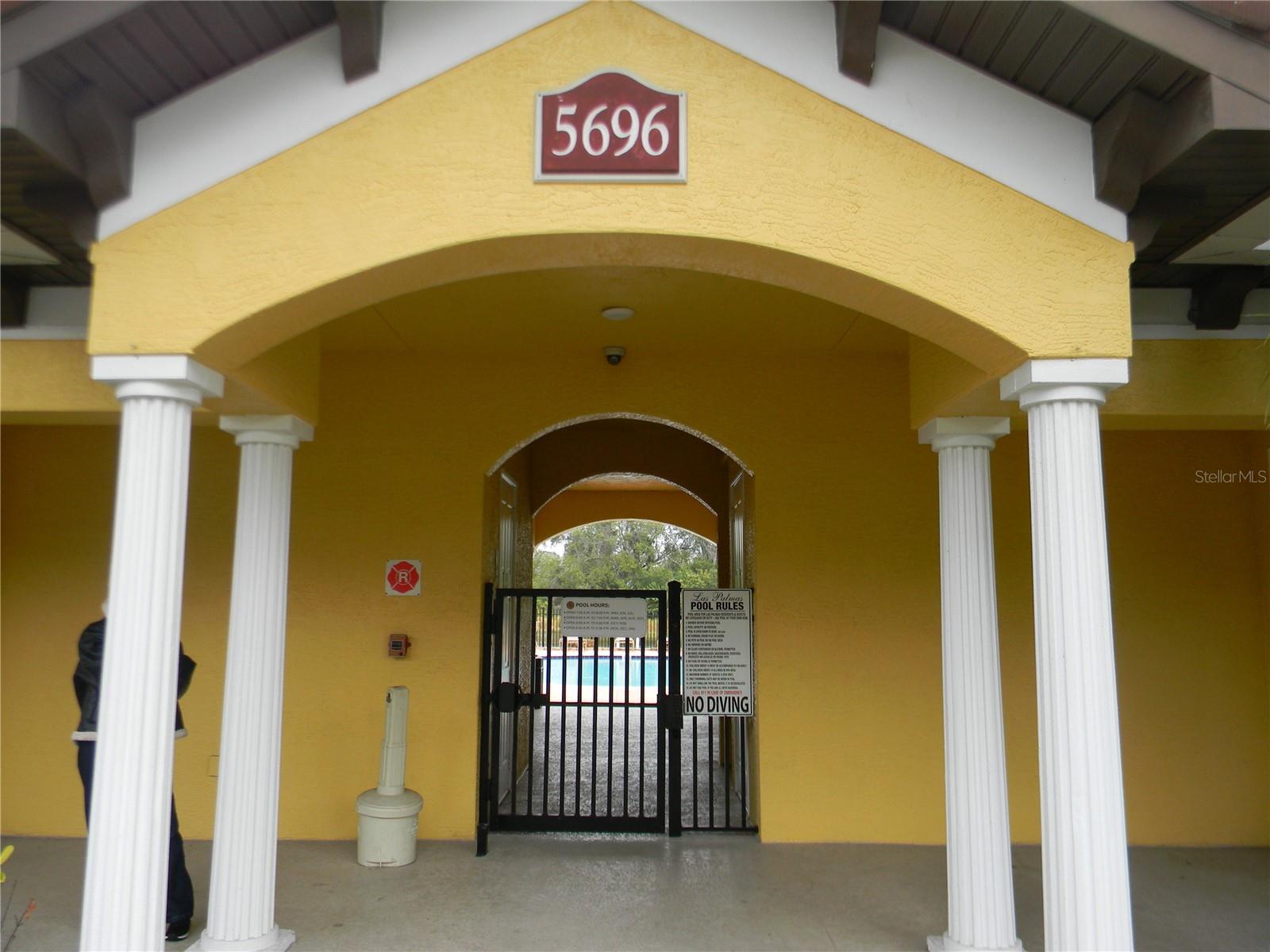 8334 - LAS PALMAS OF SARASOTA - Residential