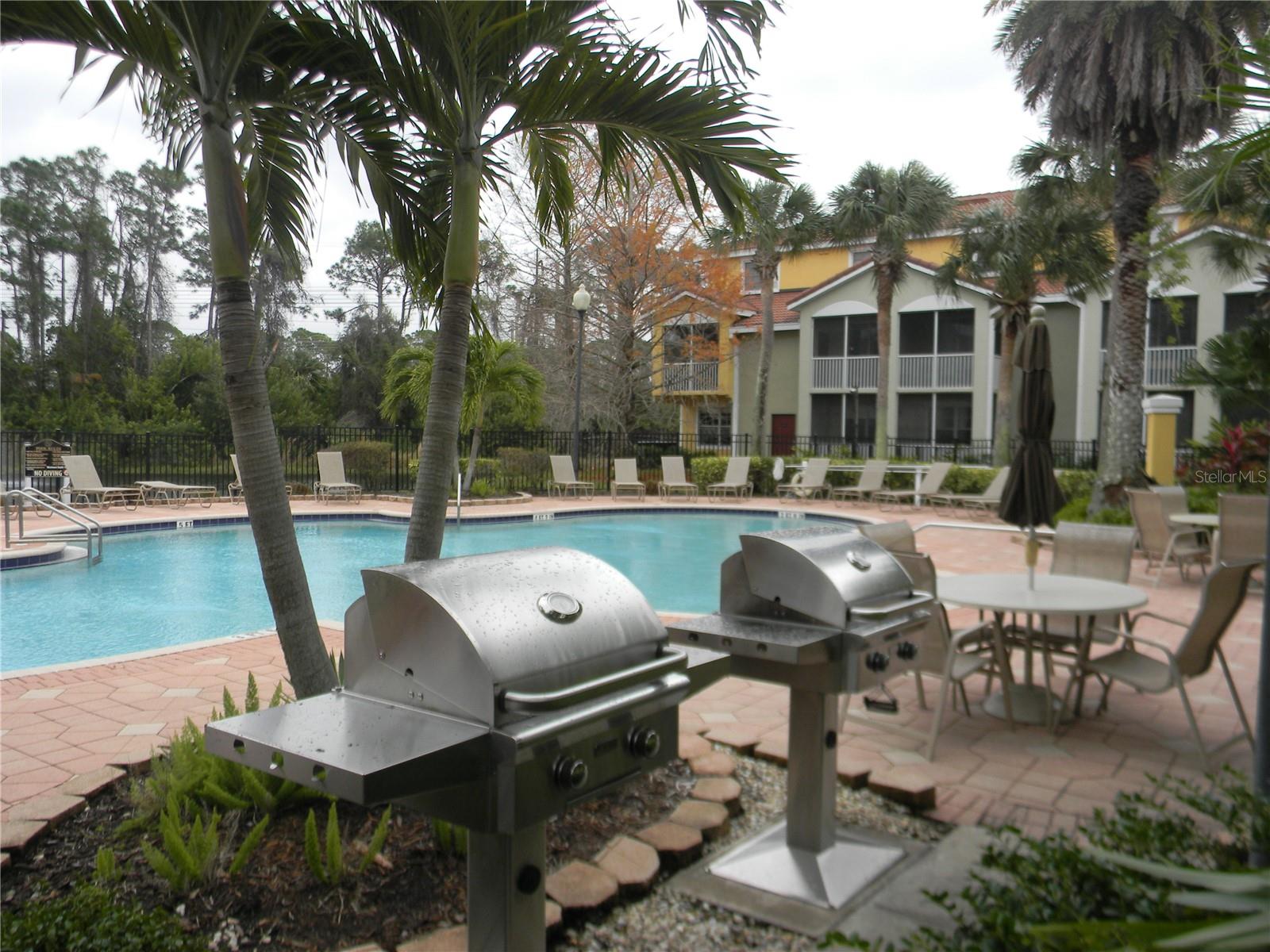 8334 - LAS PALMAS OF SARASOTA - Residential