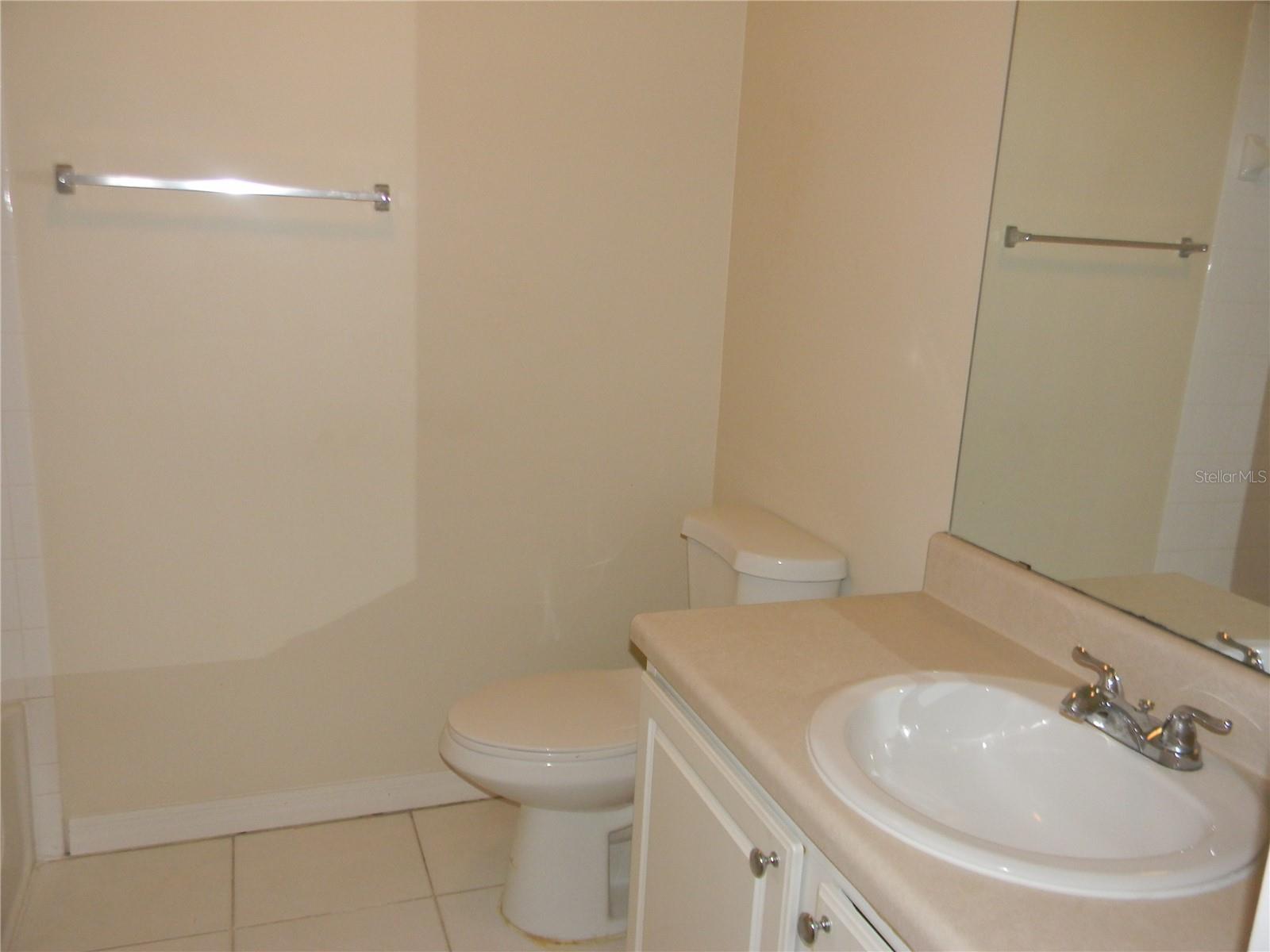 8334 - LAS PALMAS OF SARASOTA - Residential