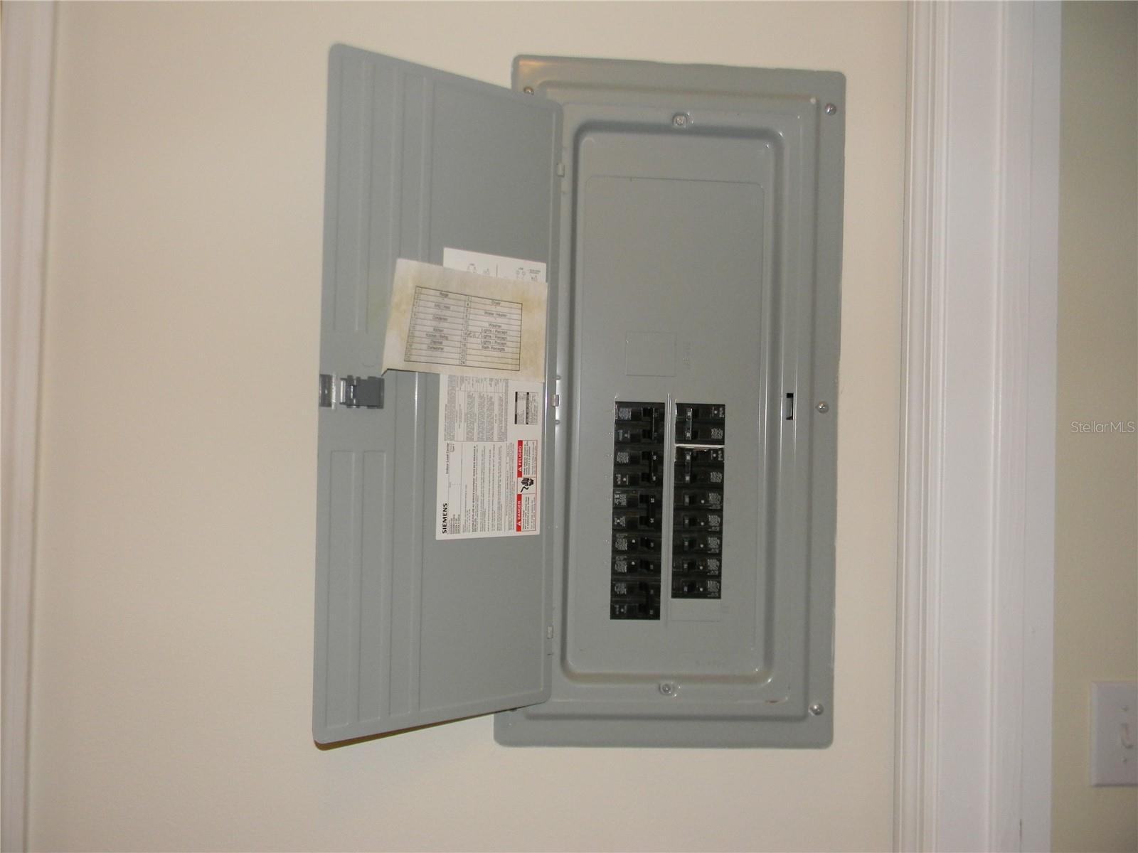 8334 - LAS PALMAS OF SARASOTA - Residential