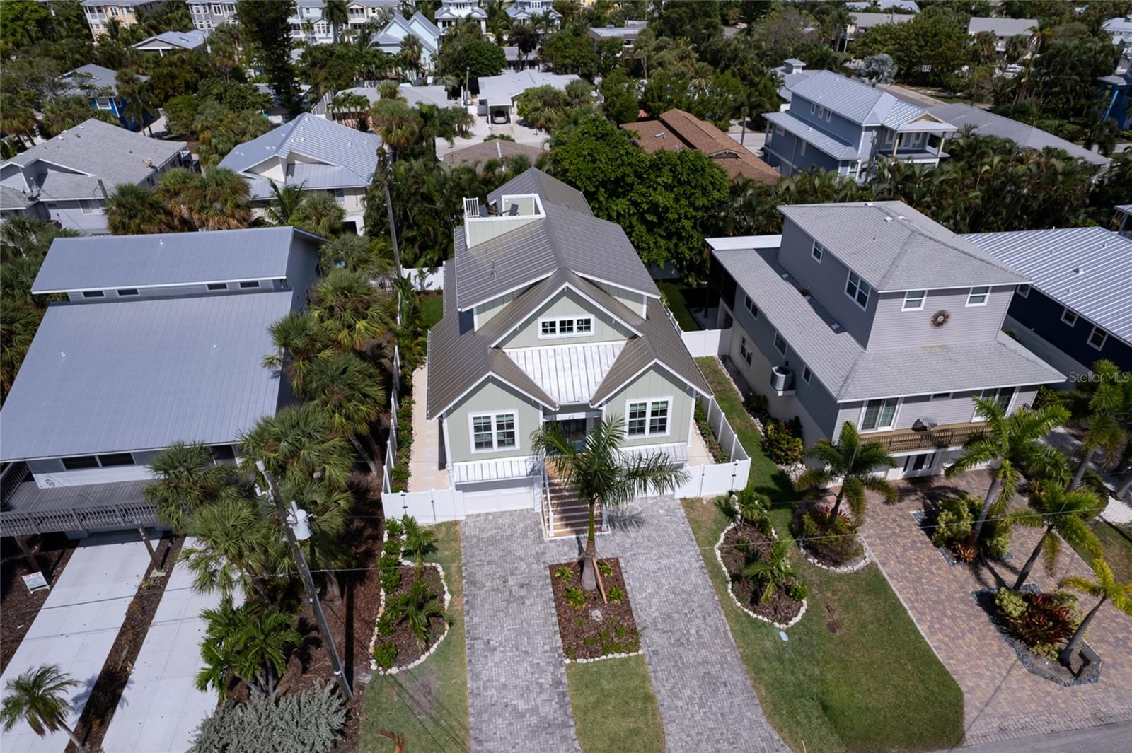 WEST WIND SHORES - Residential