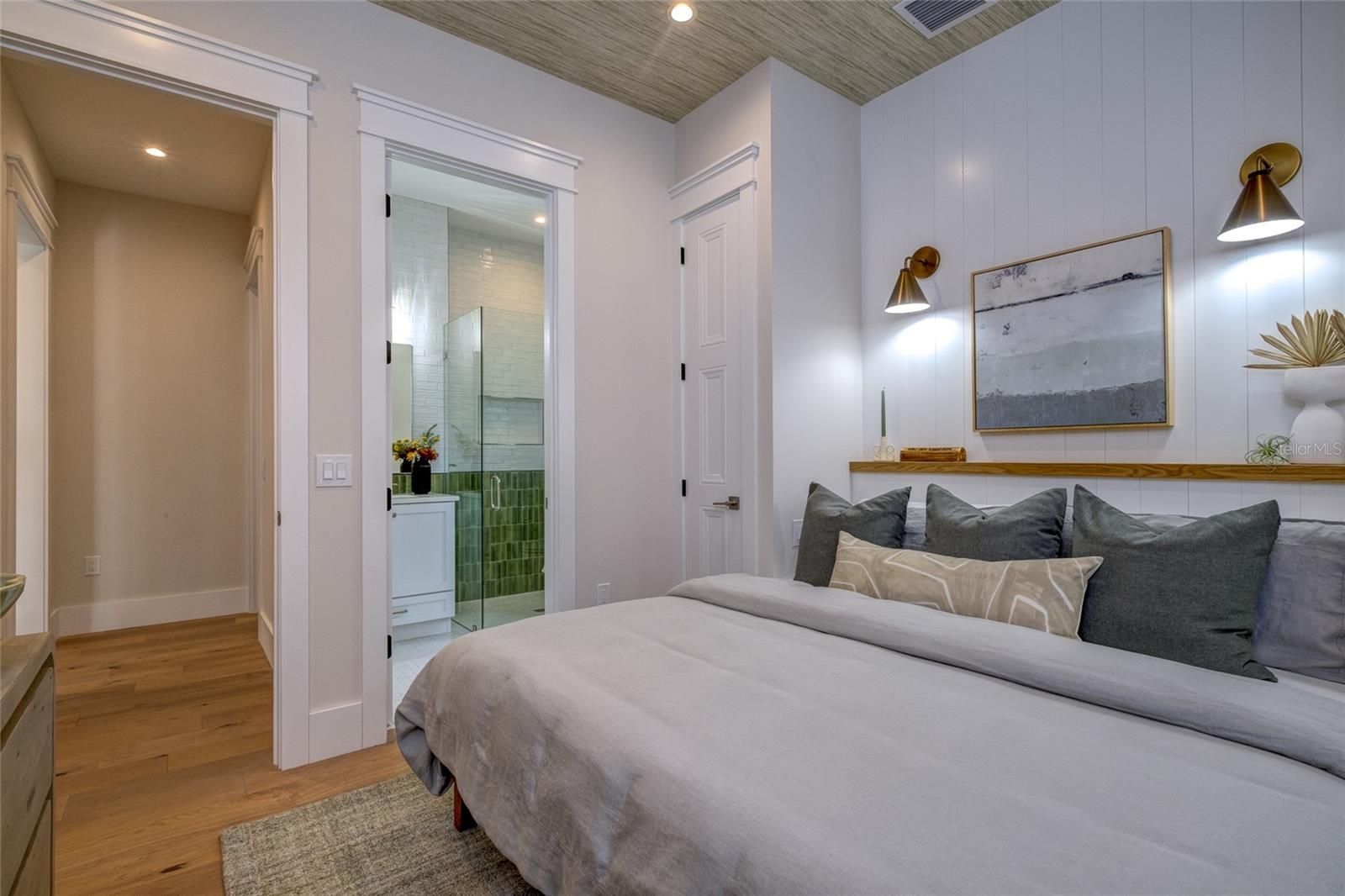 WEST WIND SHORES - Residential