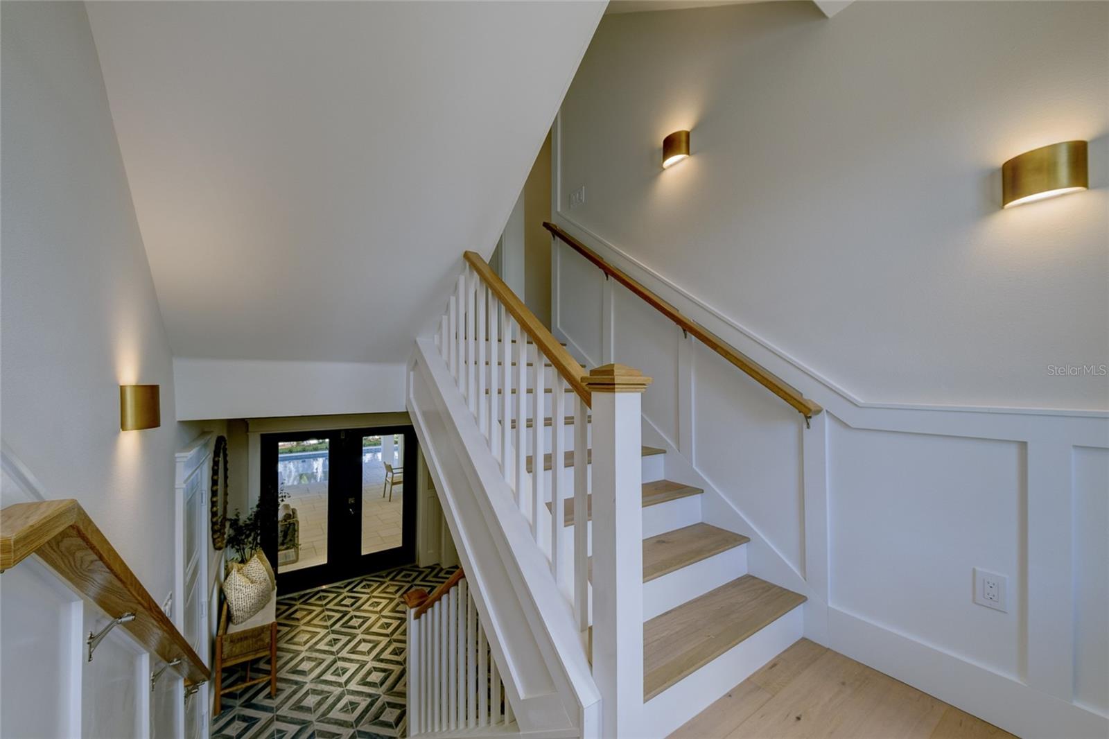 WEST WIND SHORES - Residential