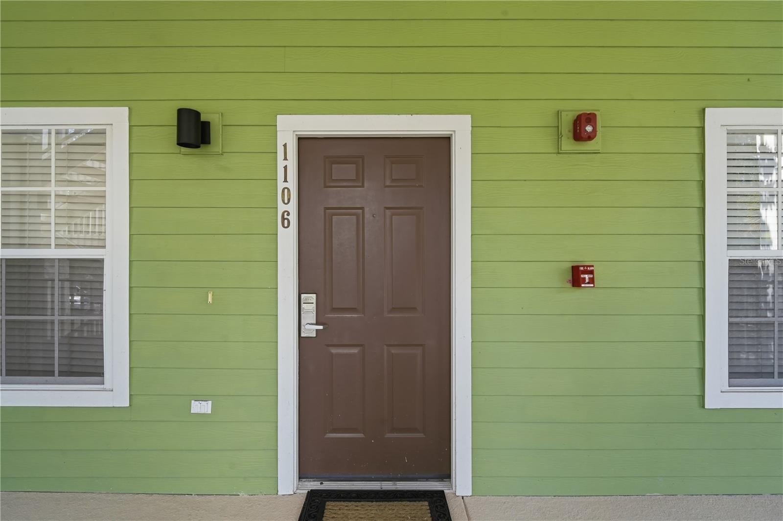 1106 GRAN BAHAMA BOULEVARD 1106