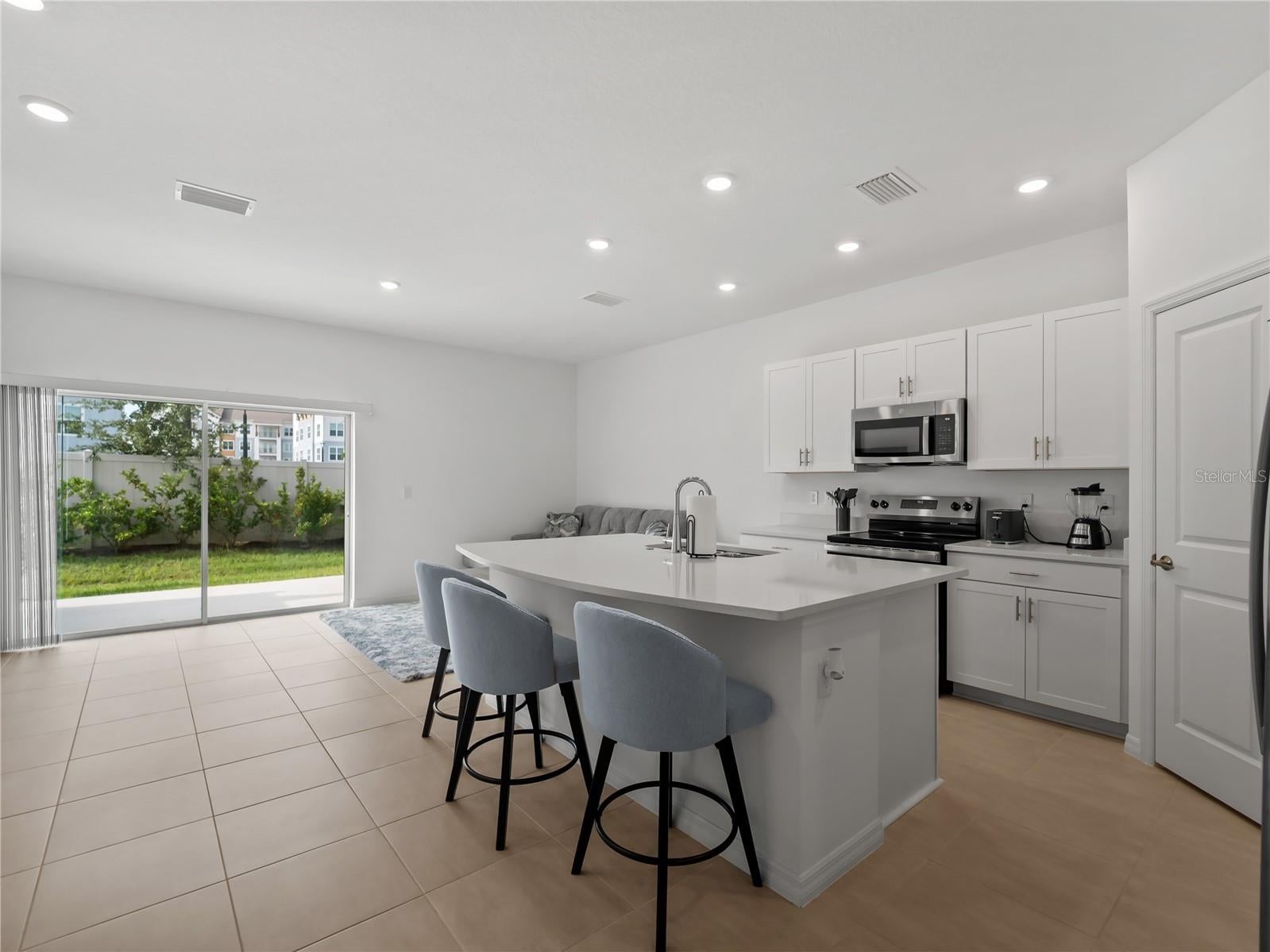 5901 BISCOTTI STREET