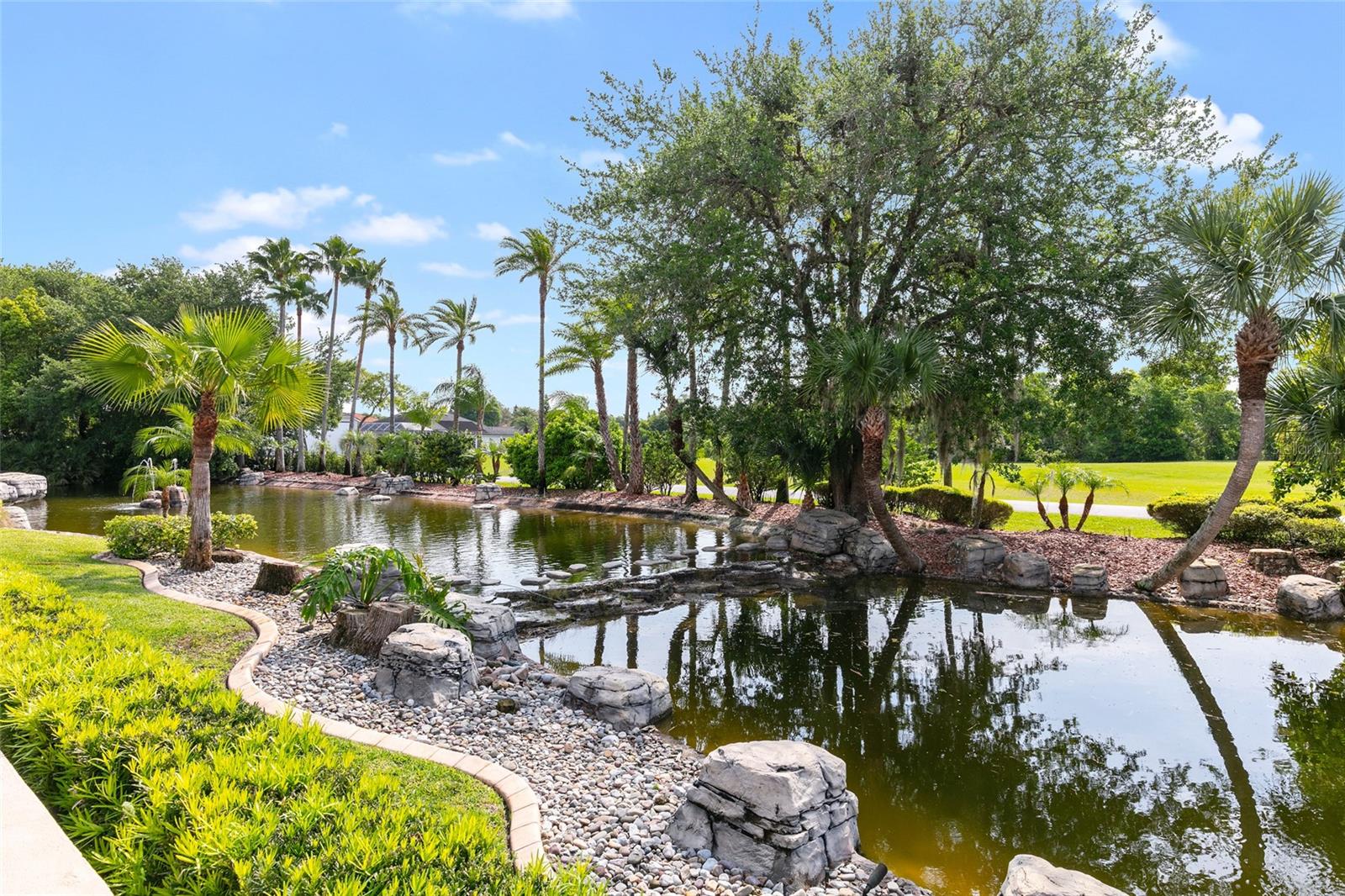 SPRUCE CREEK FLY IN - Residential