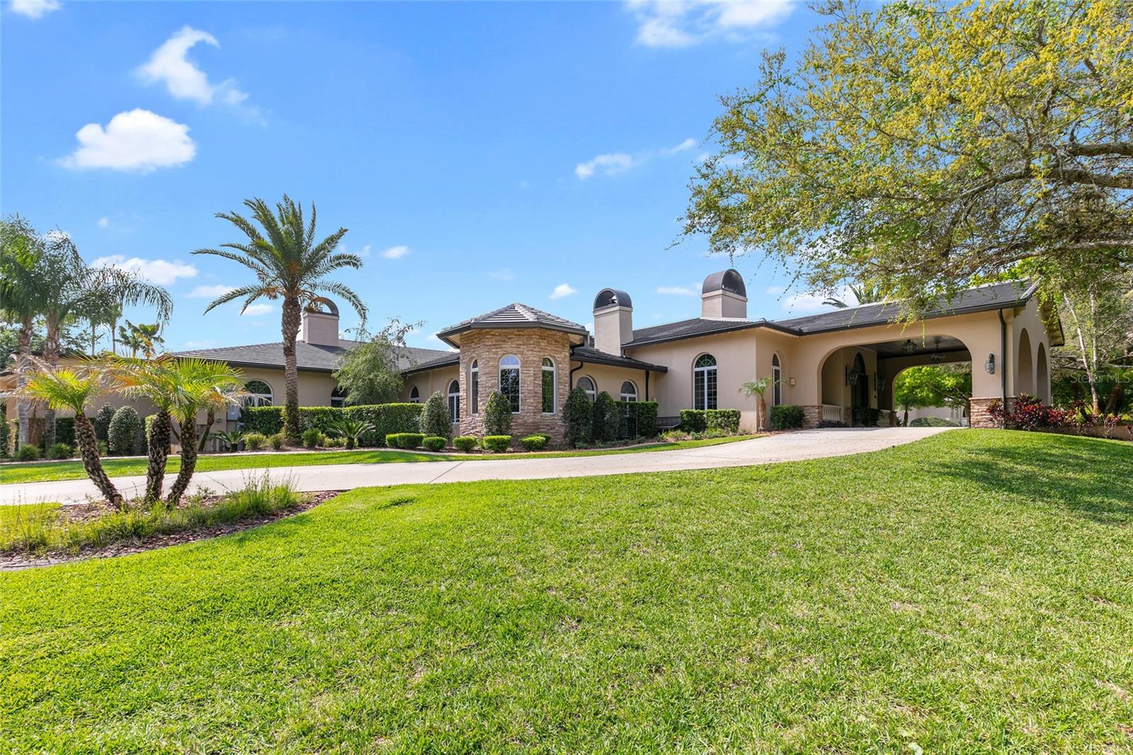 SPRUCE CREEK FLY IN - Residential