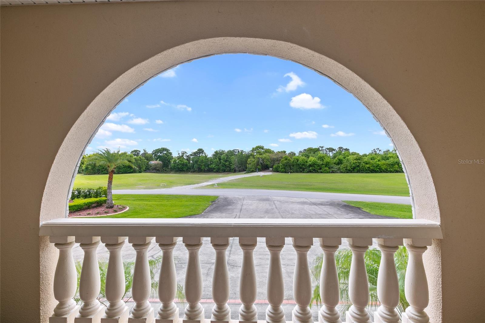 SPRUCE CREEK FLY IN - Residential