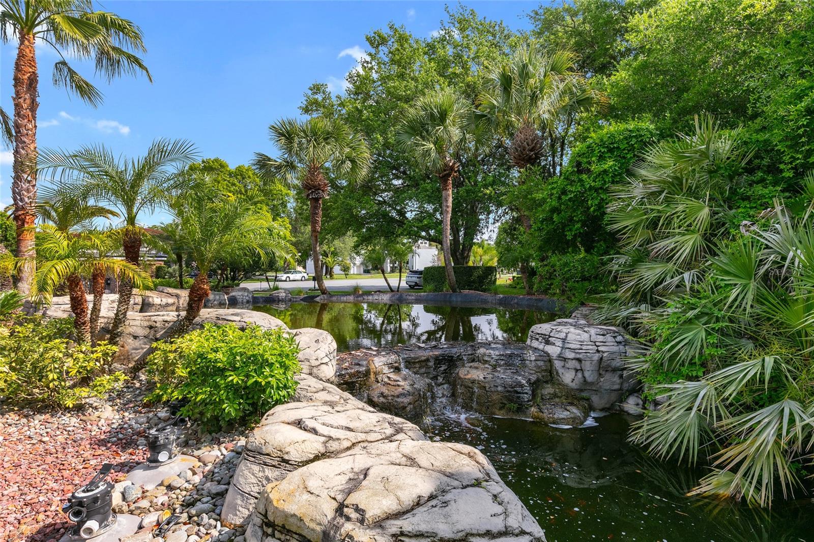 SPRUCE CREEK FLY IN - Residential