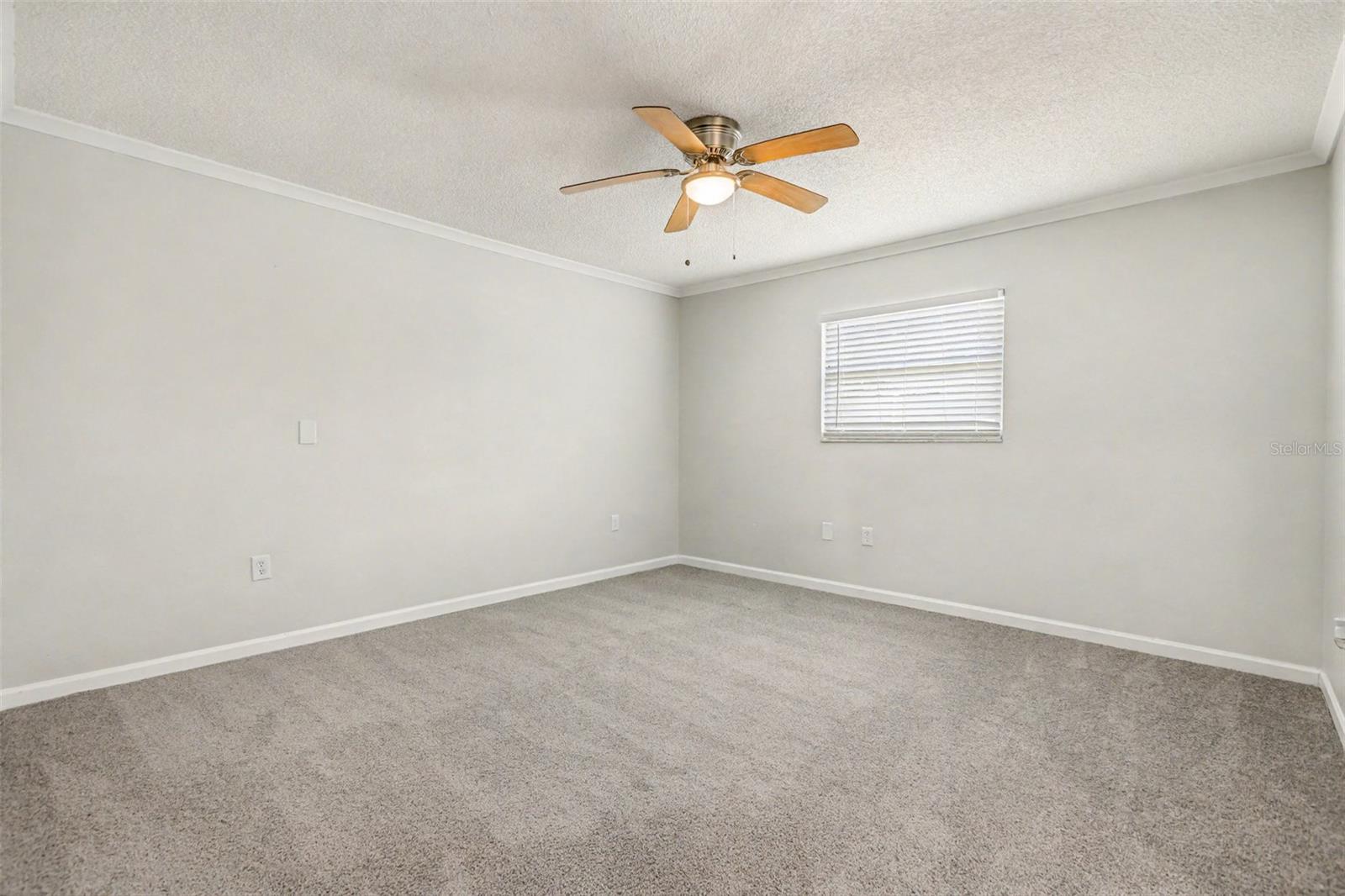 LAKE SARASOTA - Residential