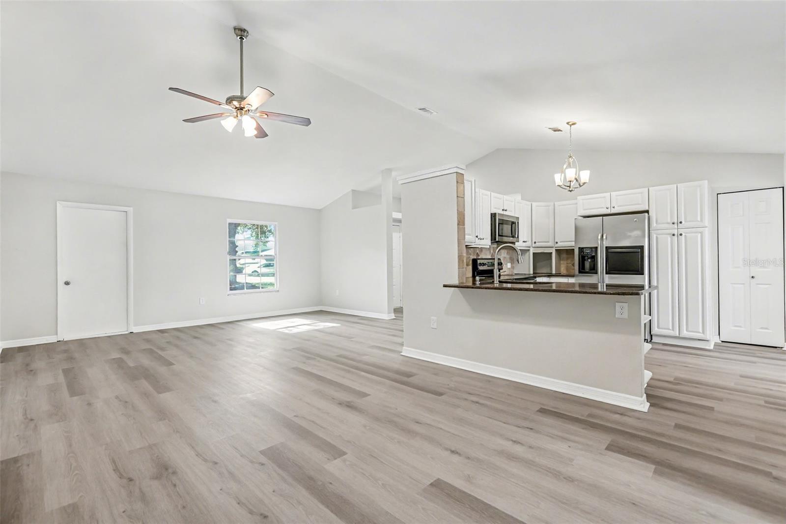 LAKE SARASOTA - Residential