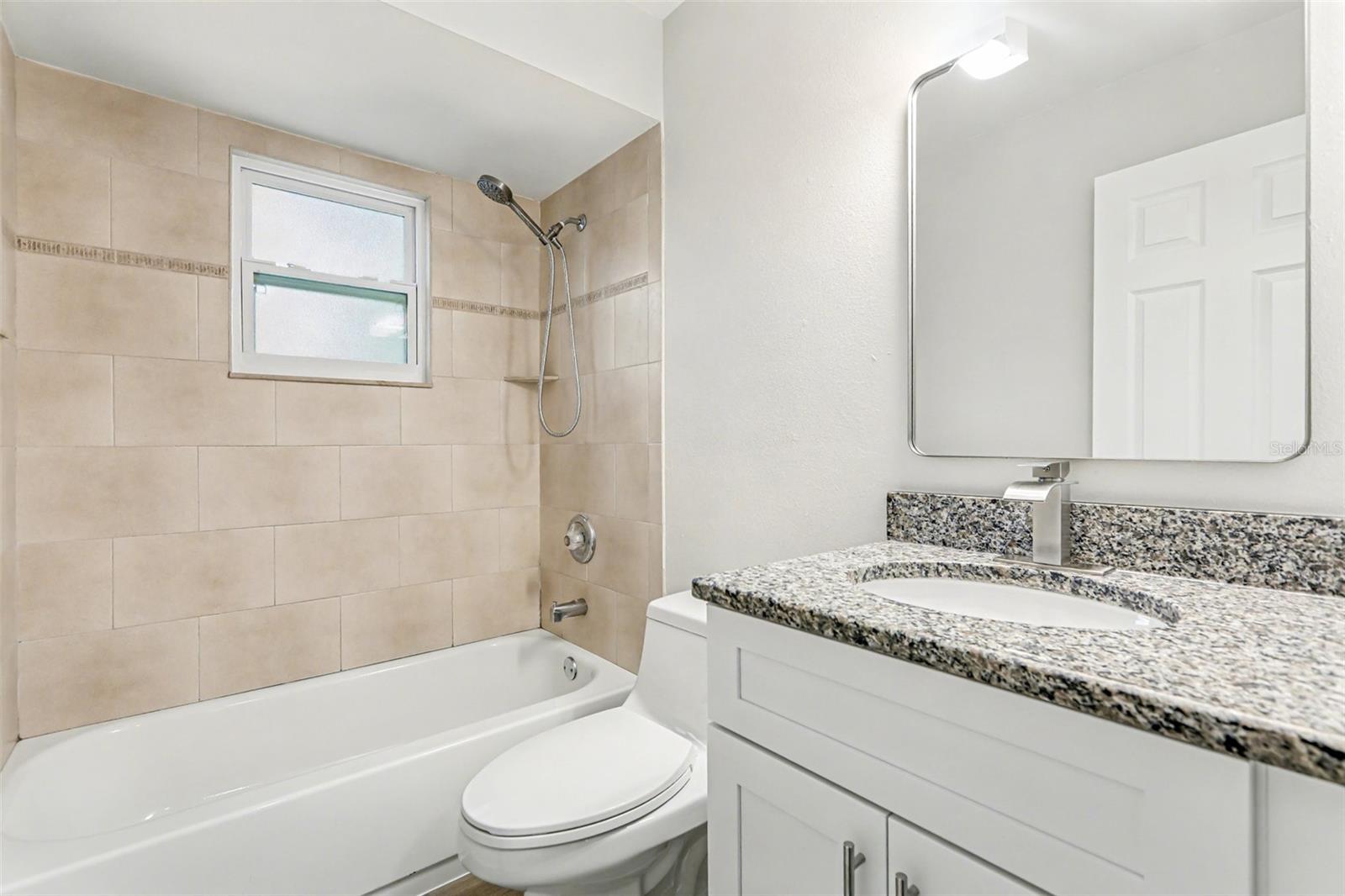 LAKE SARASOTA - Residential