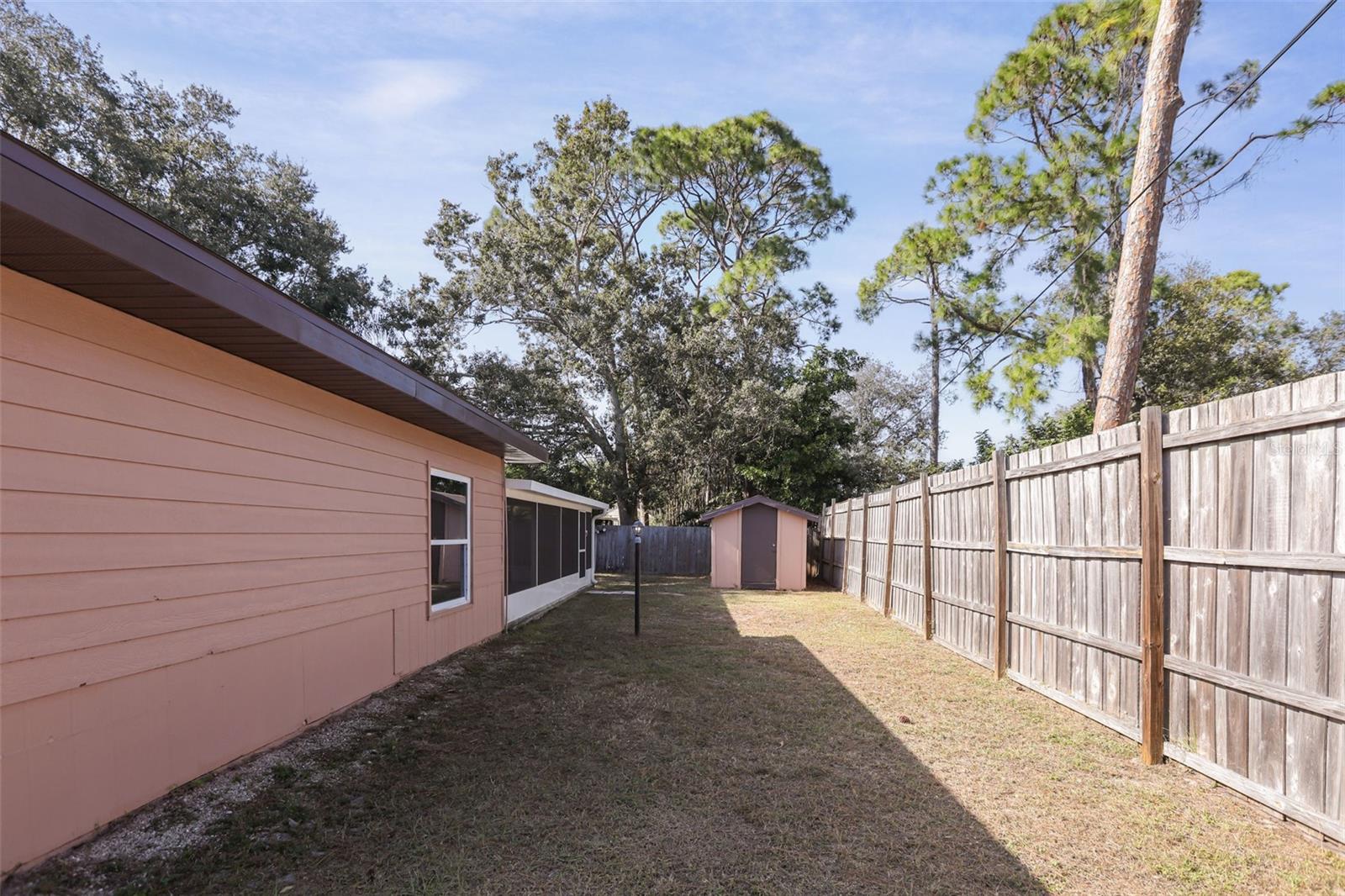 LAKE SARASOTA - Residential