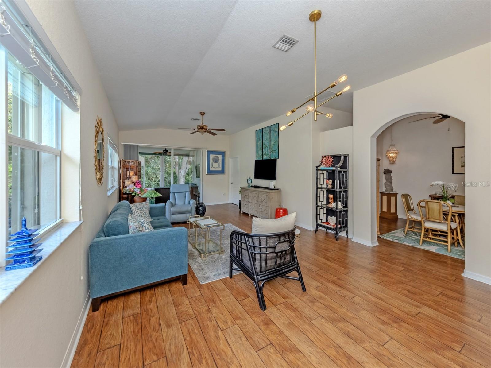 AUBURN HAMMOCKS - Residential