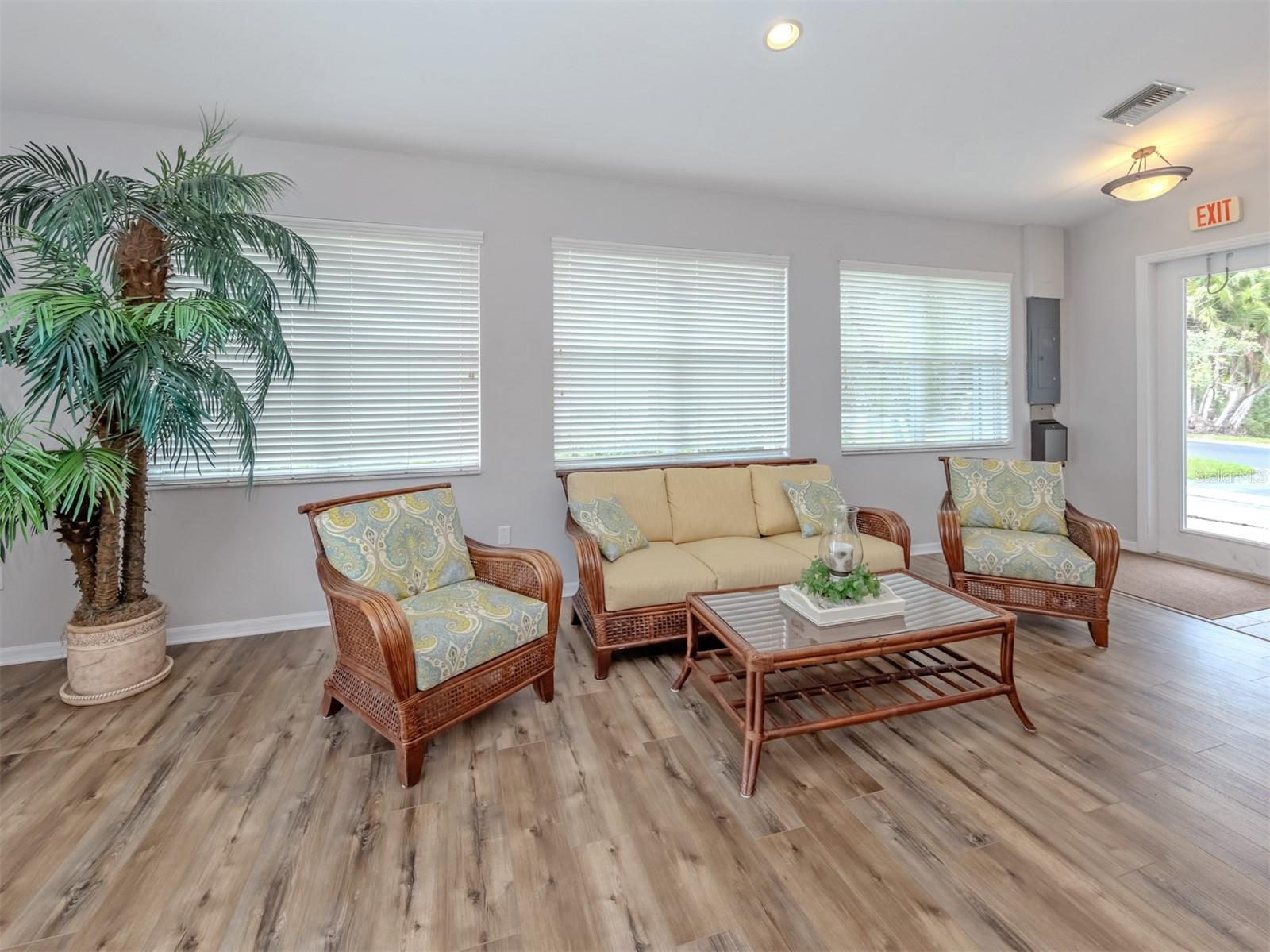 AUBURN HAMMOCKS - Residential