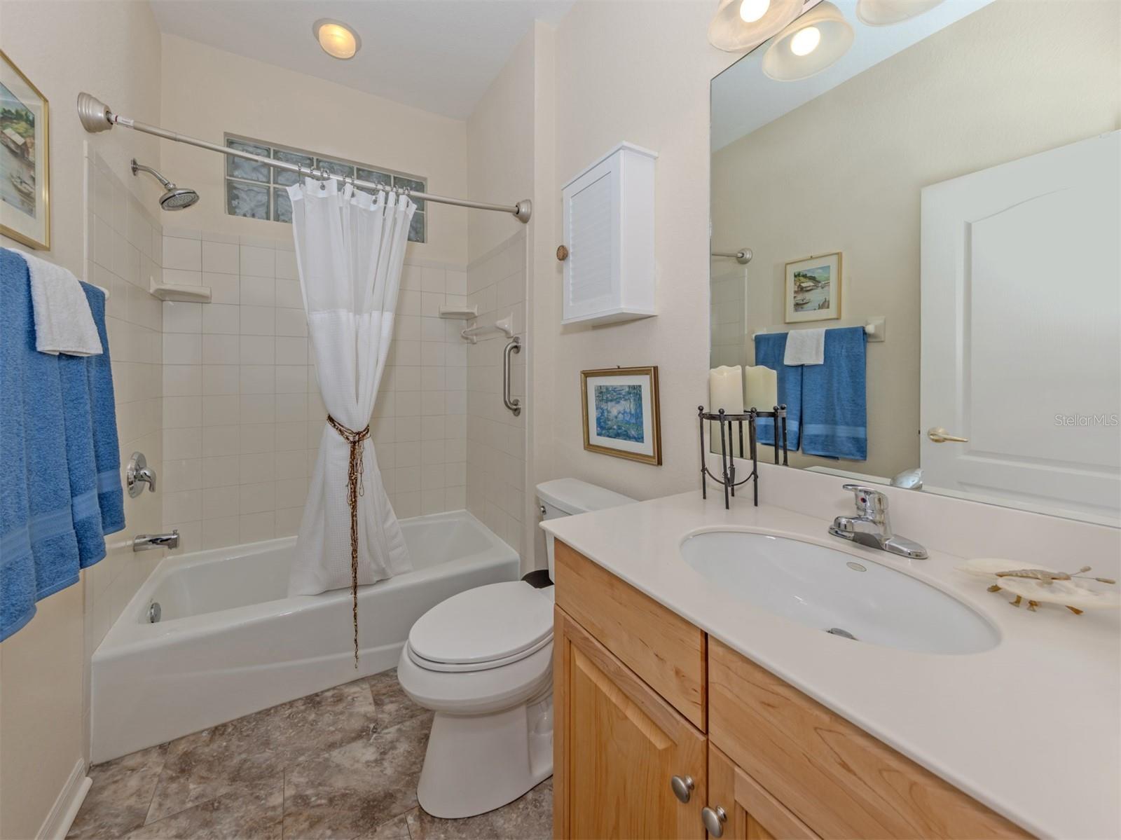 AUBURN HAMMOCKS - Residential