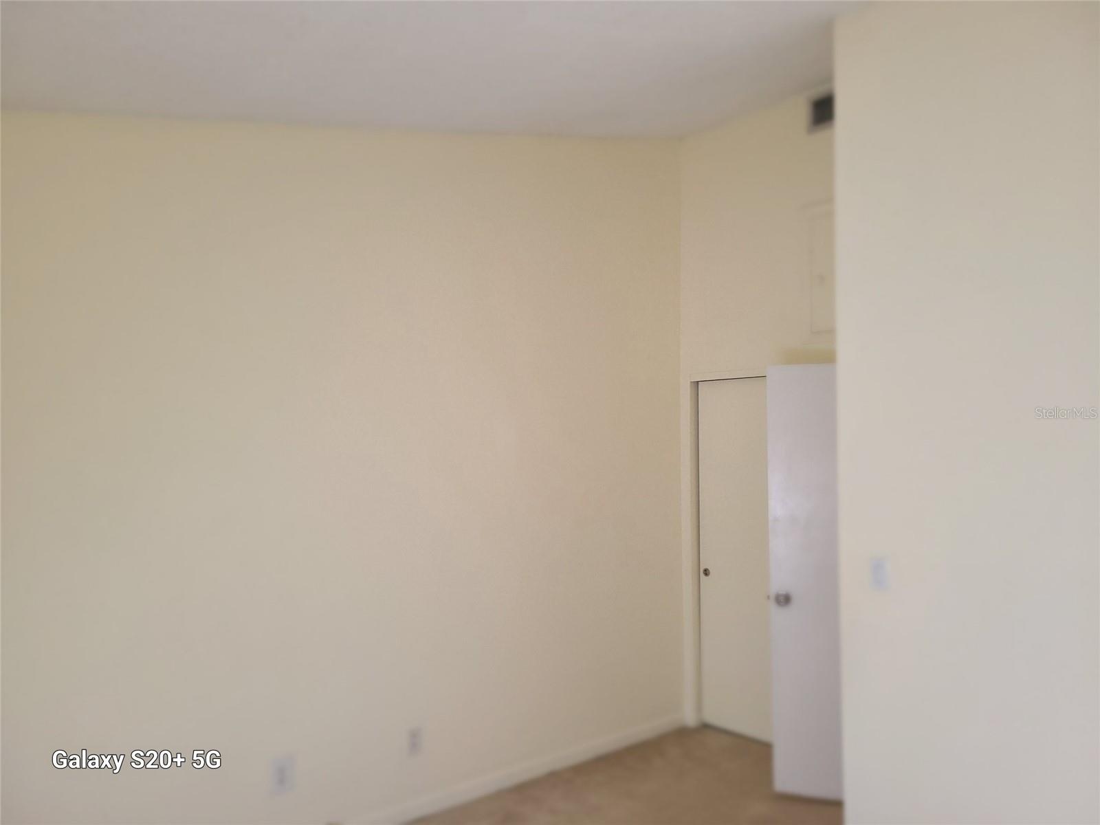 TAMPA VILLAS SOUTH UNIT 2 - Residential Lease