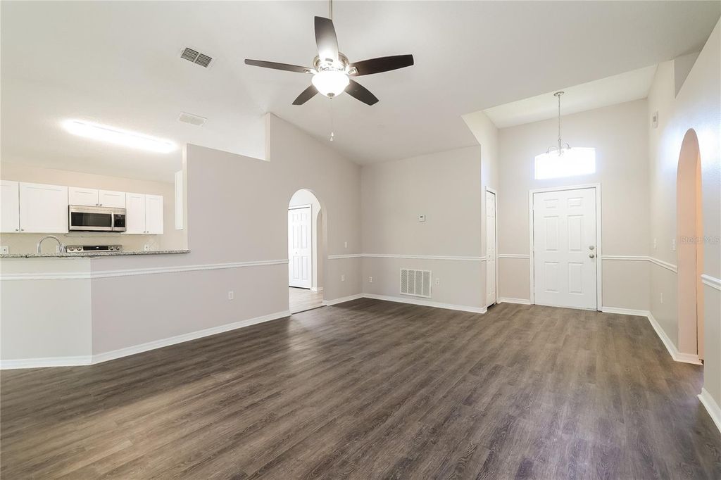 Photo of 416 Elgin Boulevard, Davenport, FL 33897 (MLS # TB8509888)