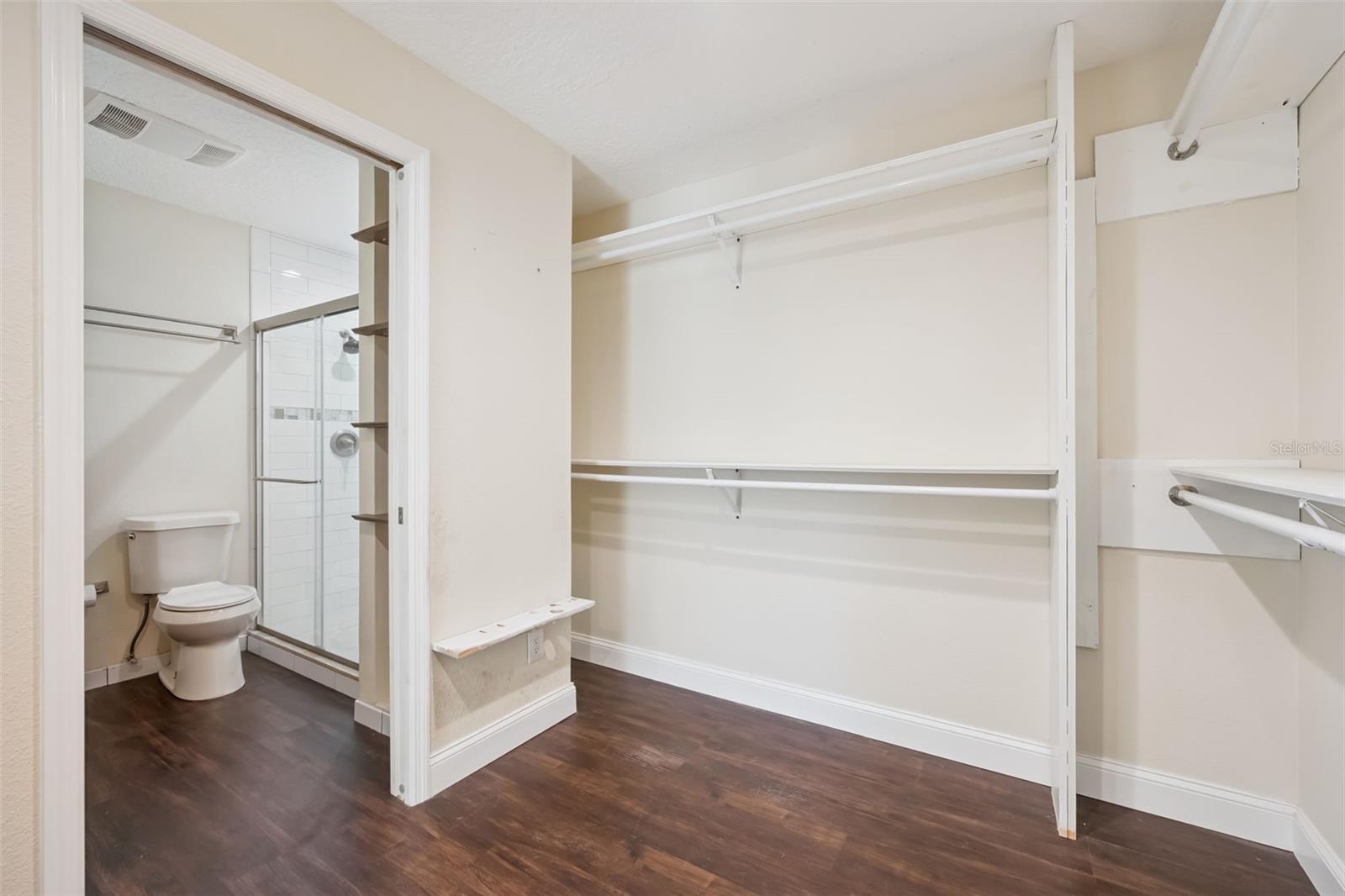 LAKE SEARCY SHORES - Residential Lease