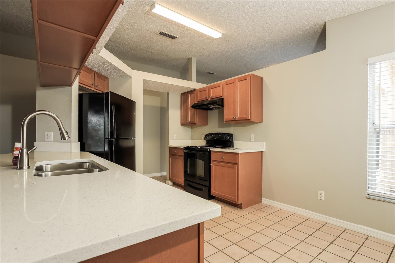 LINDFIELDS UNIT 2 - Residential Lease