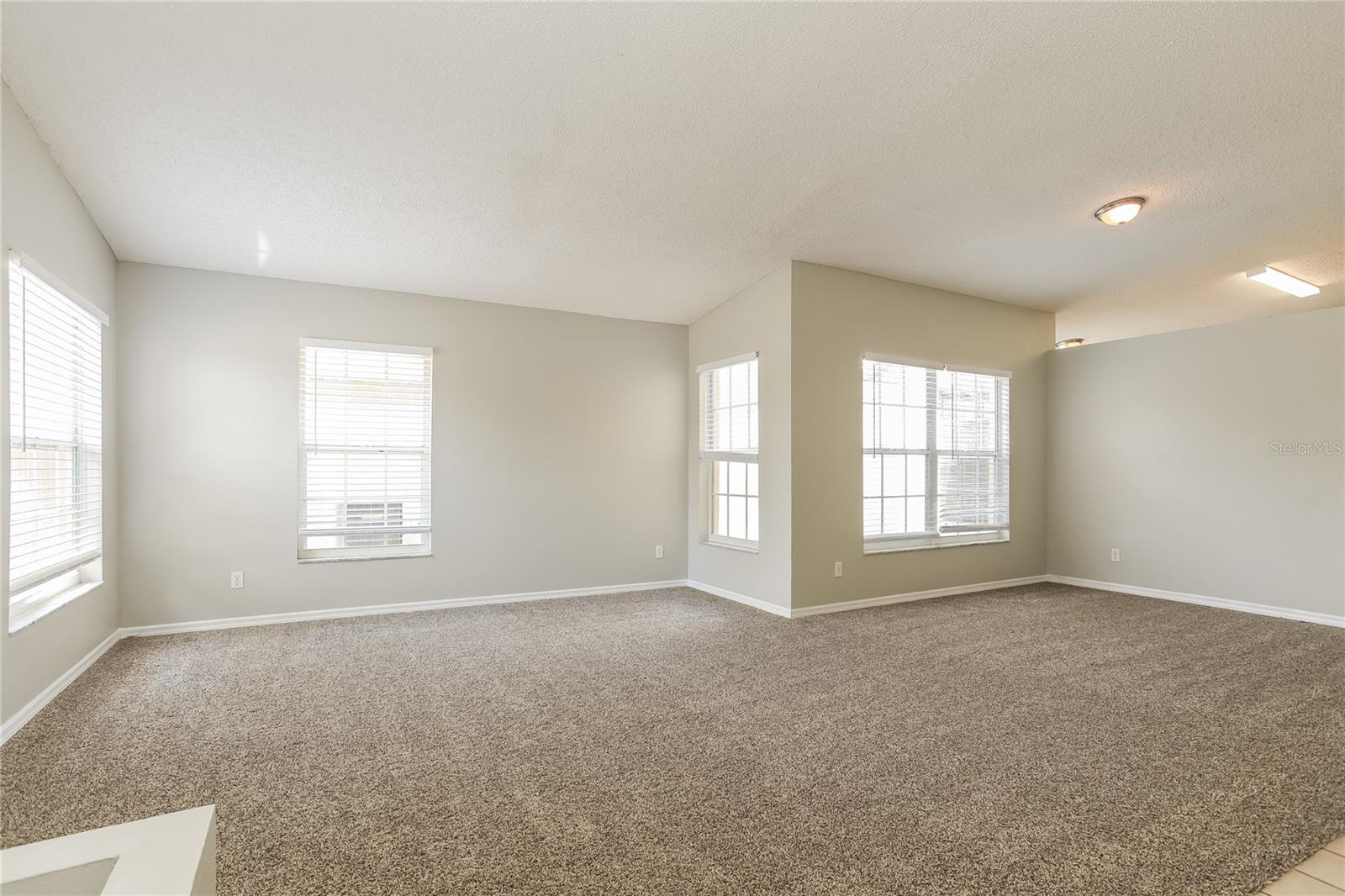 LINDFIELDS UNIT 2 - Residential Lease