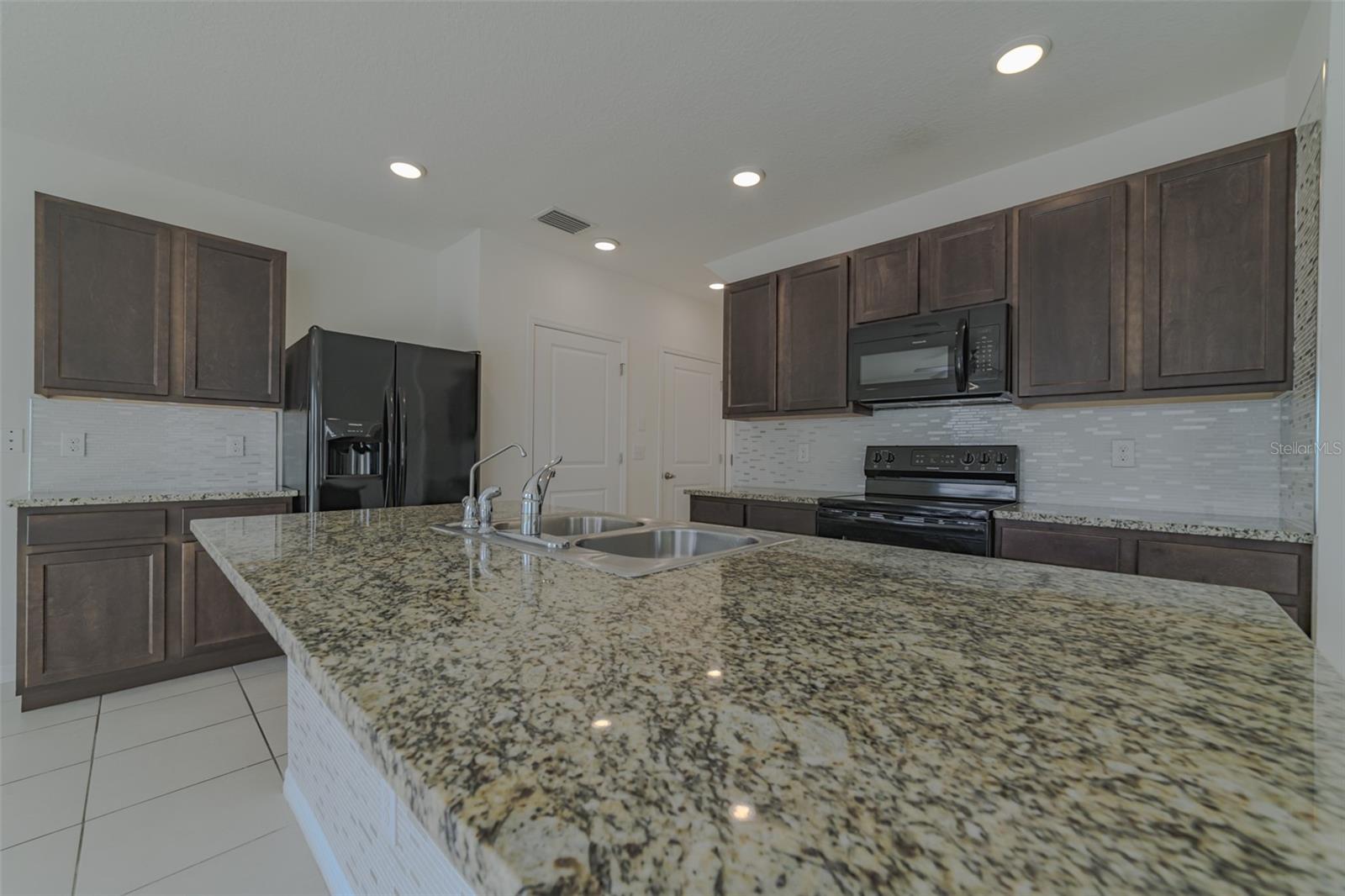 EPPERSON RANCH SOUTH PH 1 - Residential Lease