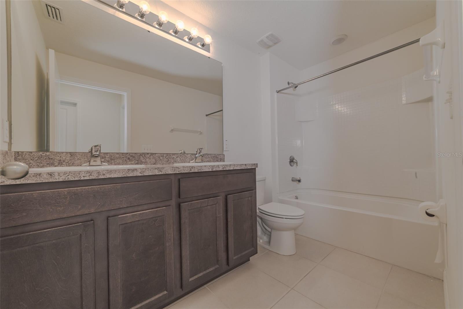 EPPERSON RANCH SOUTH PH 1 - Residential Lease