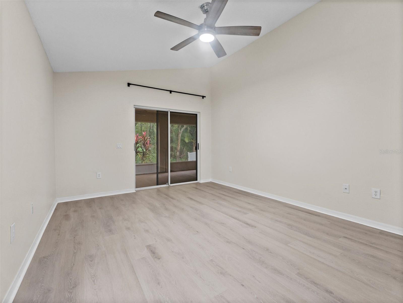 MEADOW POINTE PRCL 08 - Residential Lease