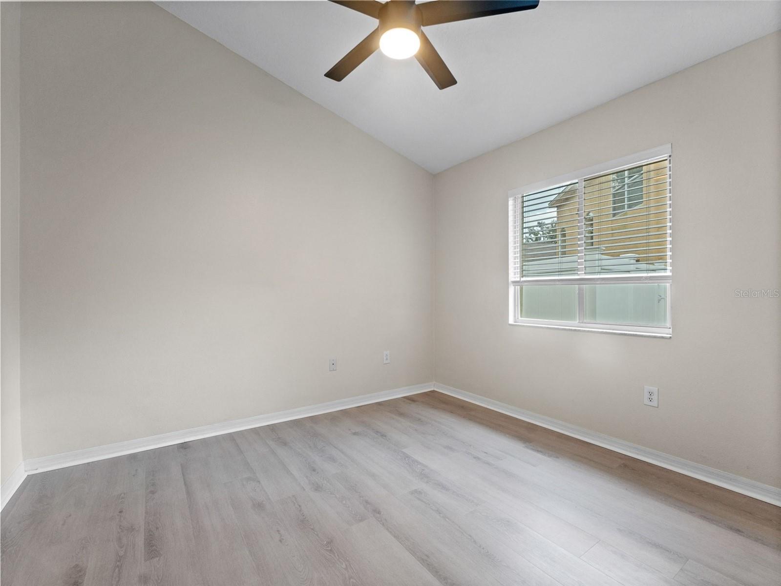 MEADOW POINTE PRCL 08 - Residential Lease