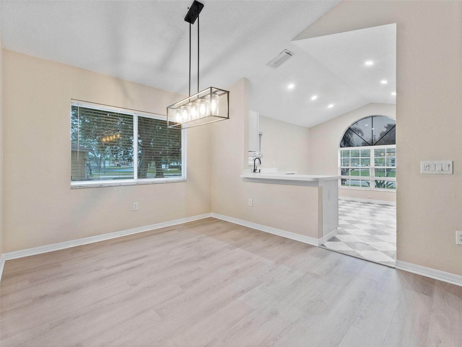 MEADOW POINTE PRCL 08 - Residential Lease