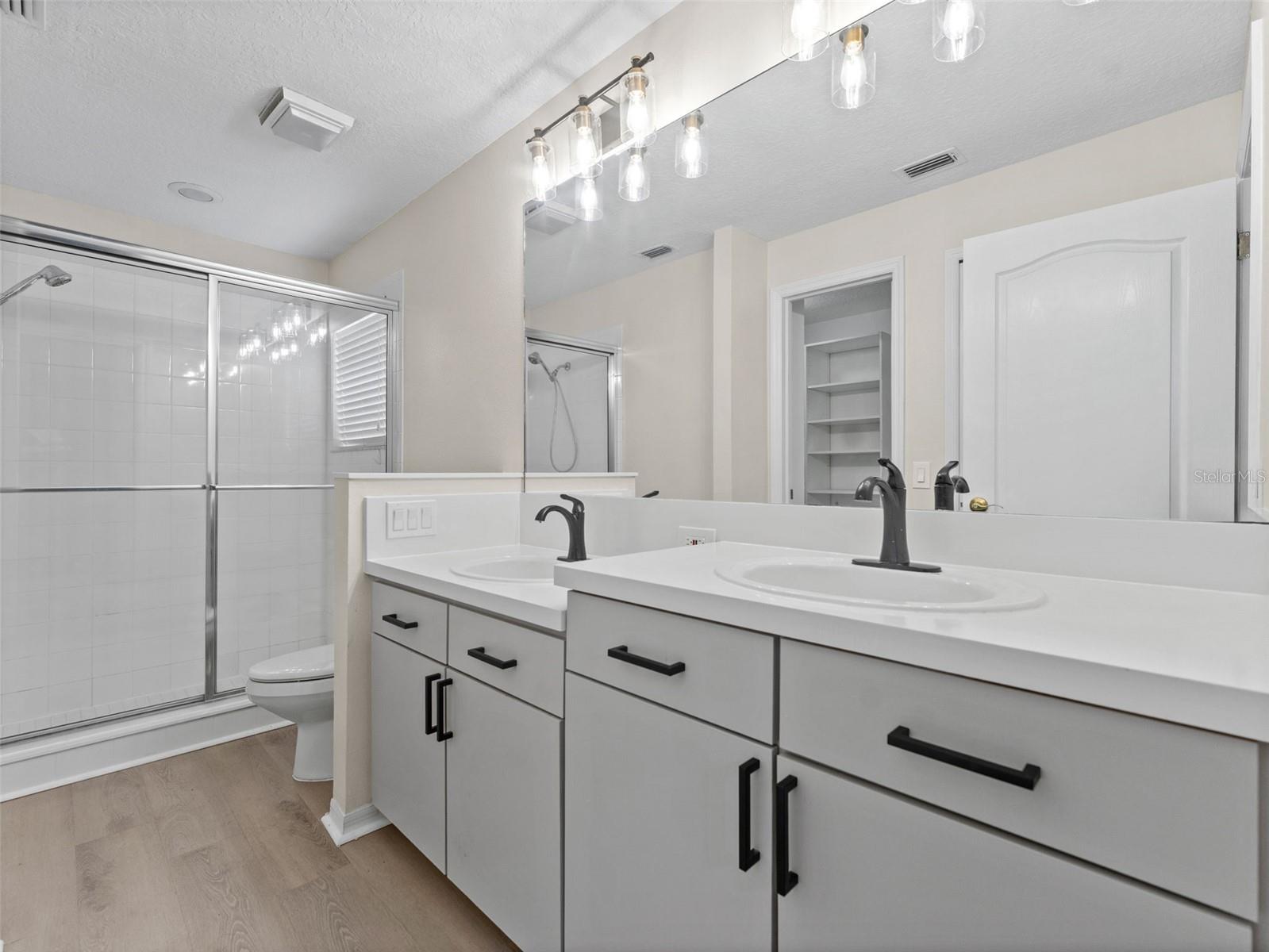 MEADOW POINTE PRCL 08 - Residential Lease