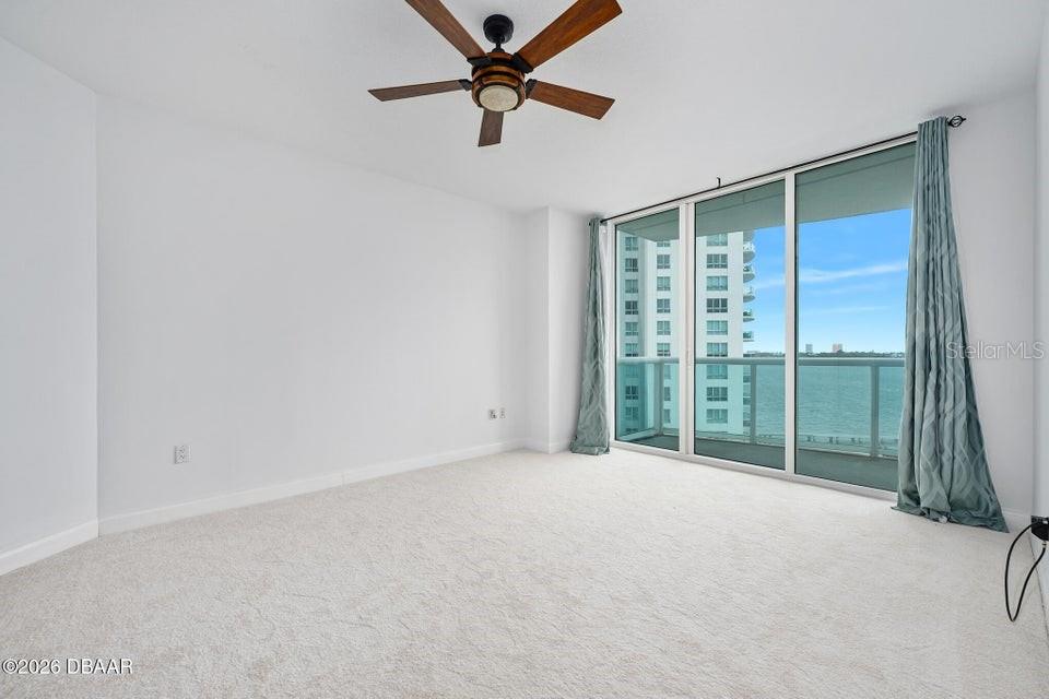 MARINA GRANDE HALIFAX 01 - Residential