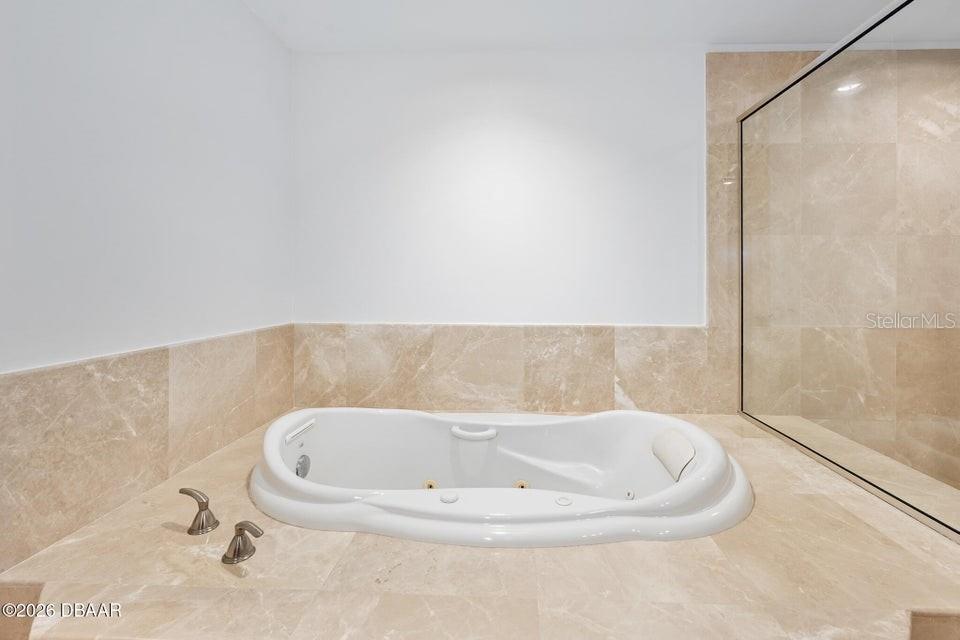 MARINA GRANDE HALIFAX 01 - Residential