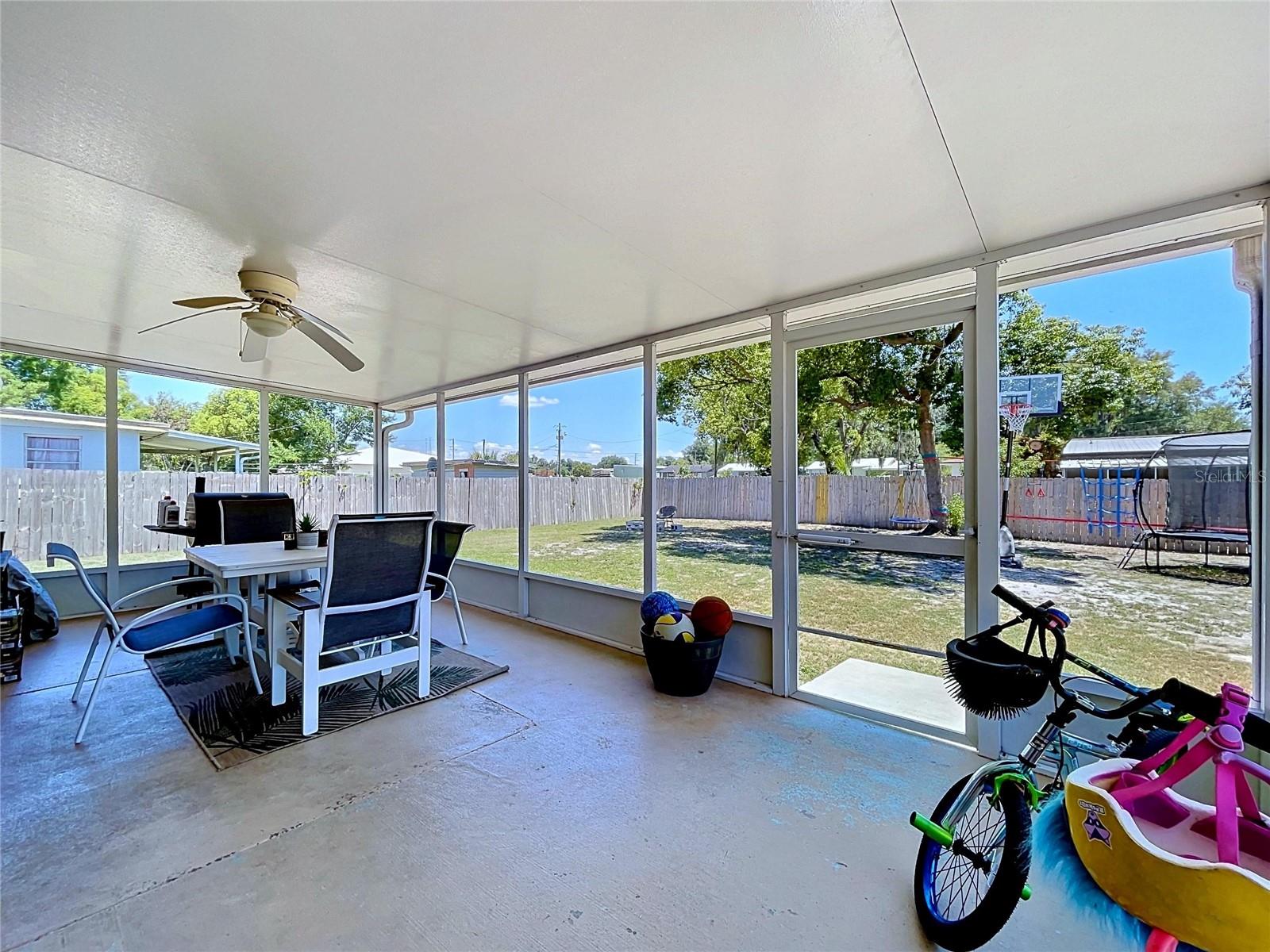 HACKLAKE - Residential