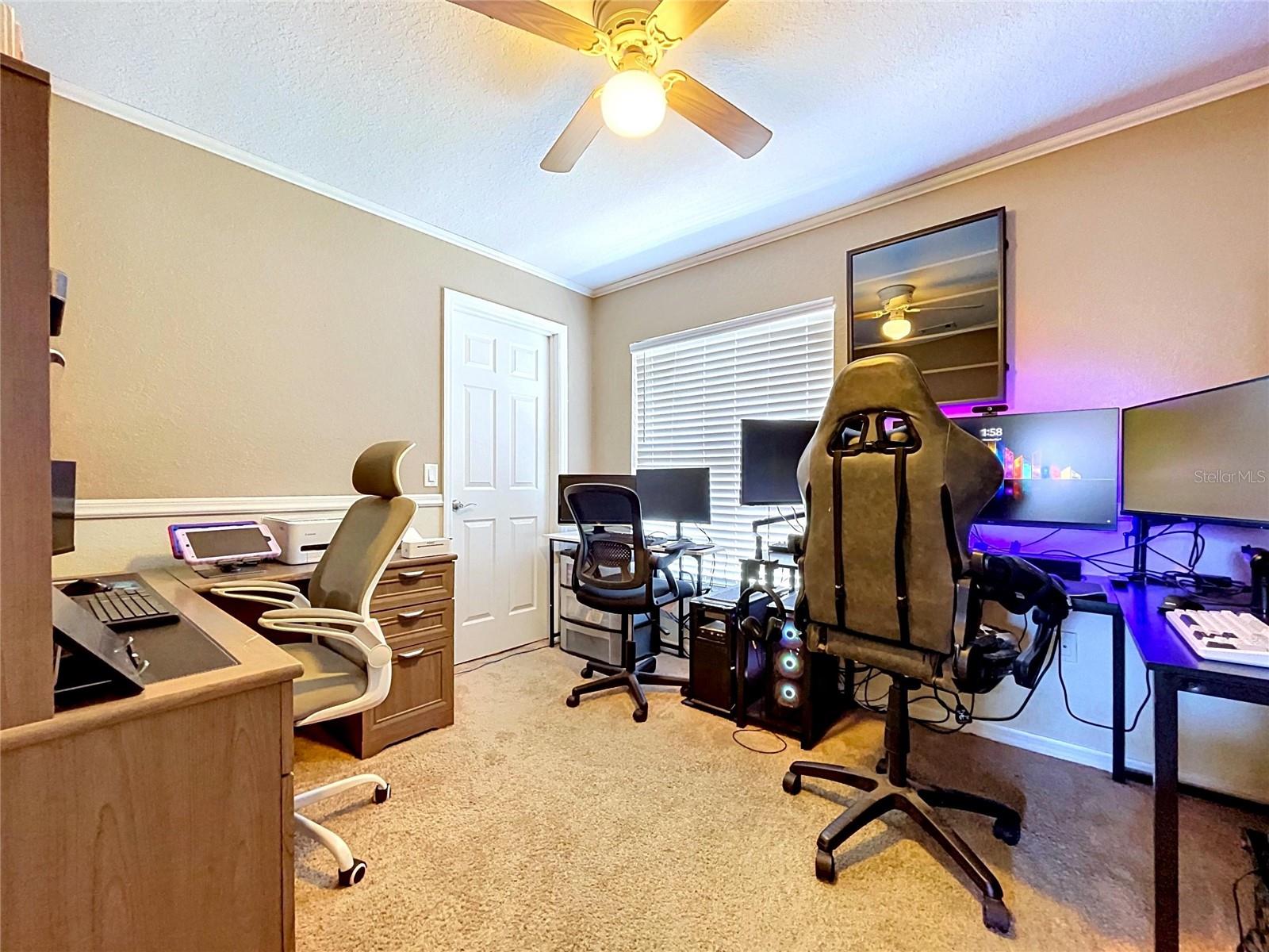 HACKLAKE - Residential