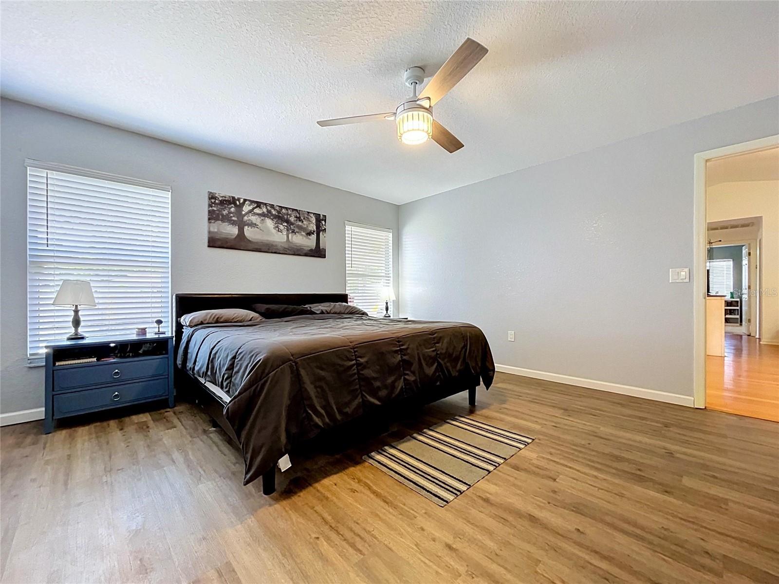 HACKLAKE - Residential
