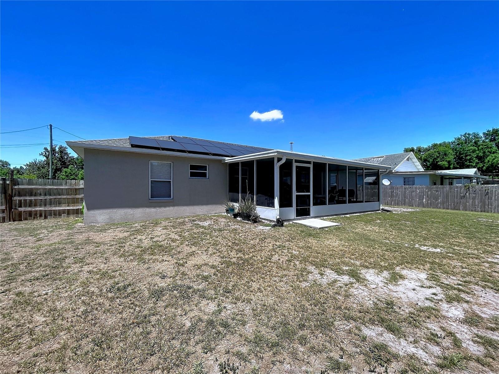 HACKLAKE - Residential