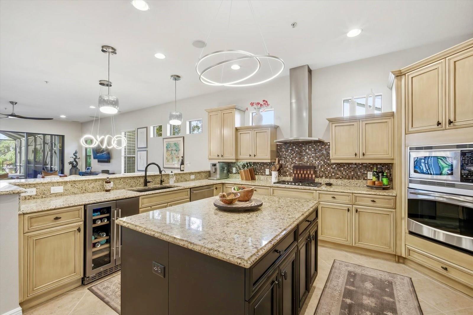 RIVERDALE - Residential