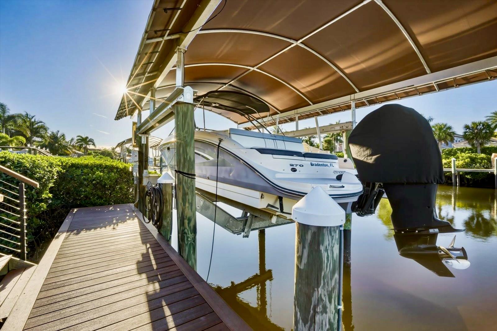 RIVERDALE - Residential