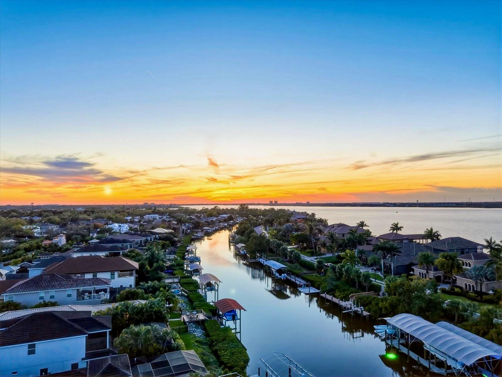 RIVERDALE - Residential