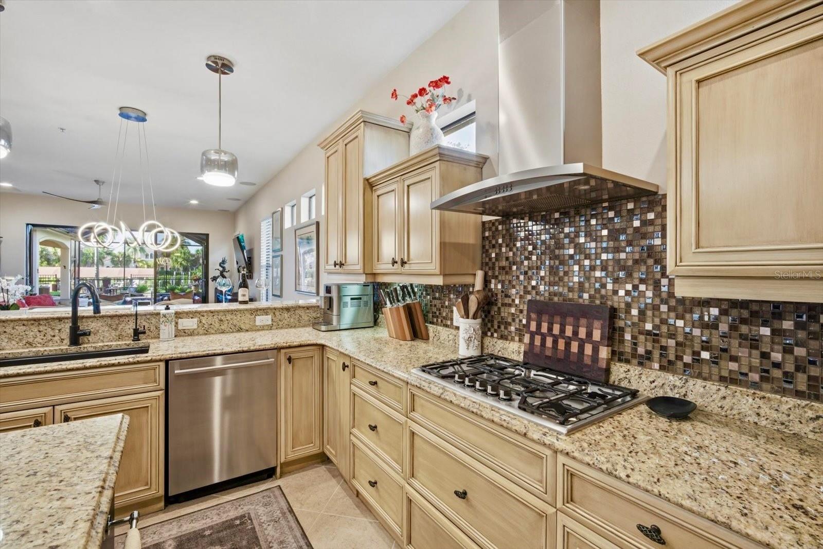 RIVERDALE - Residential