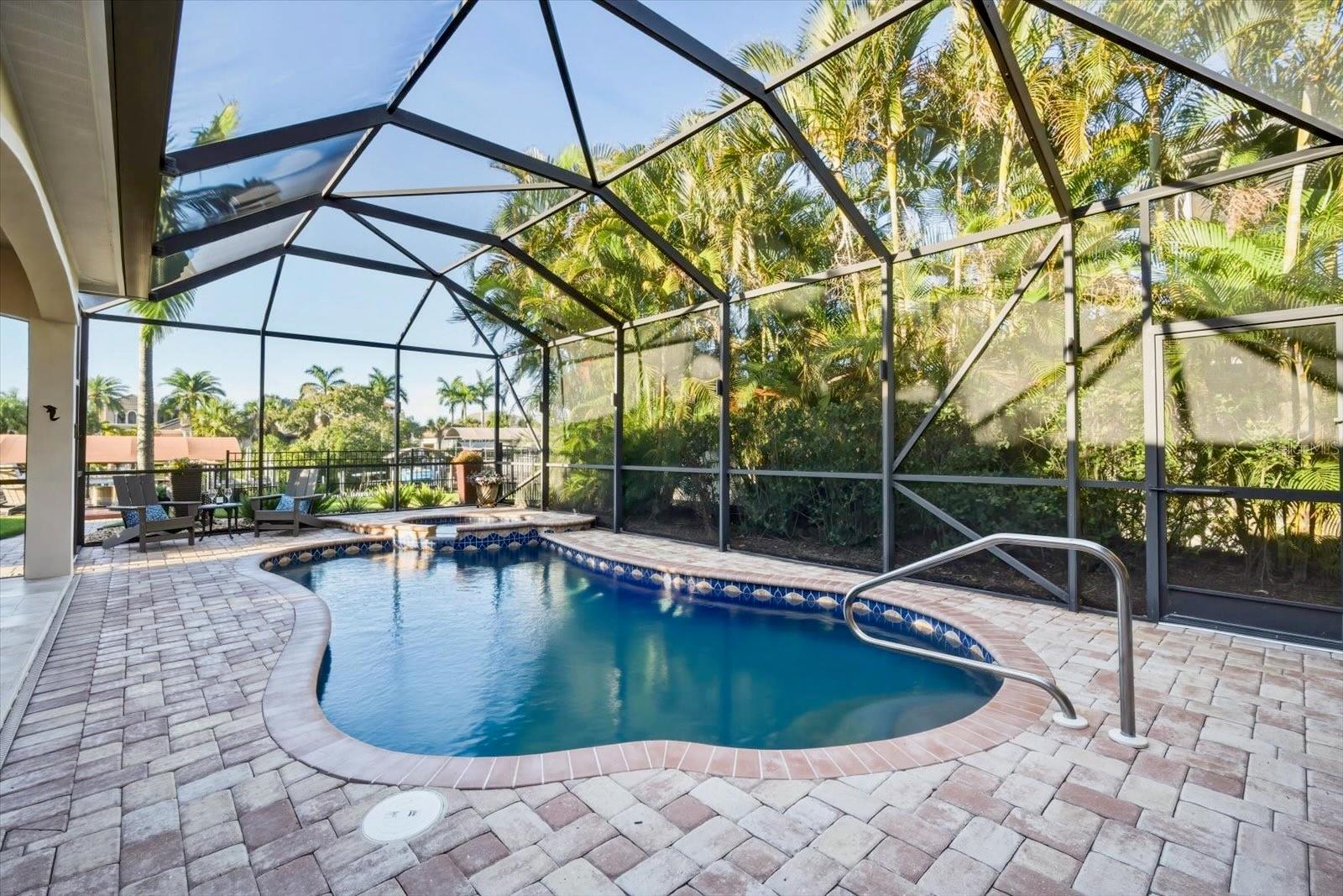 RIVERDALE - Residential