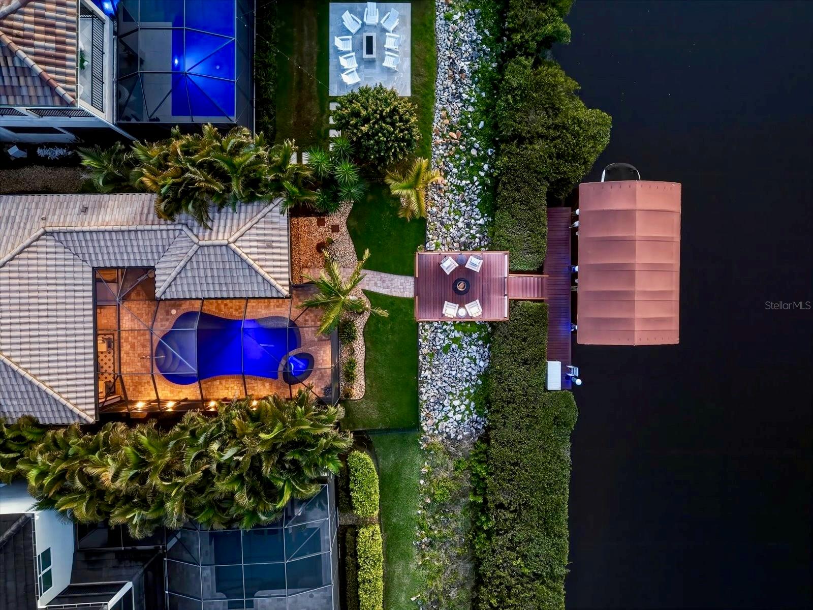 RIVERDALE - Residential