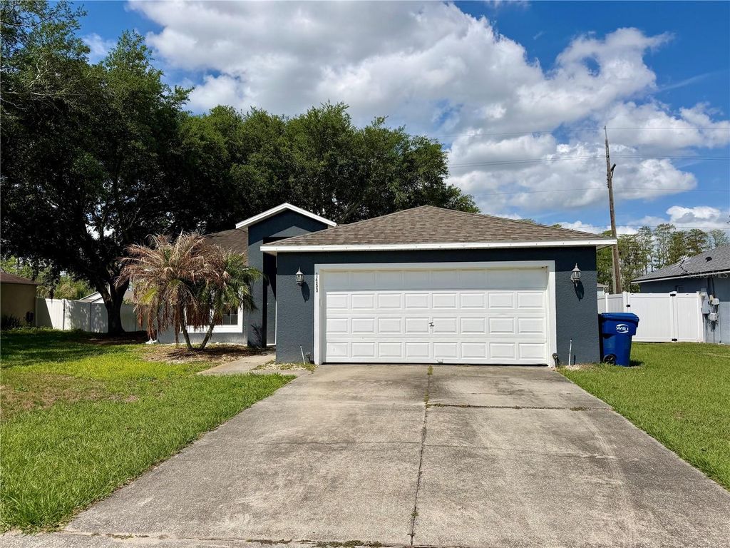 Photo of 1453 Whooping Drive, Groveland, FL 34736 (MLS # G5111064)